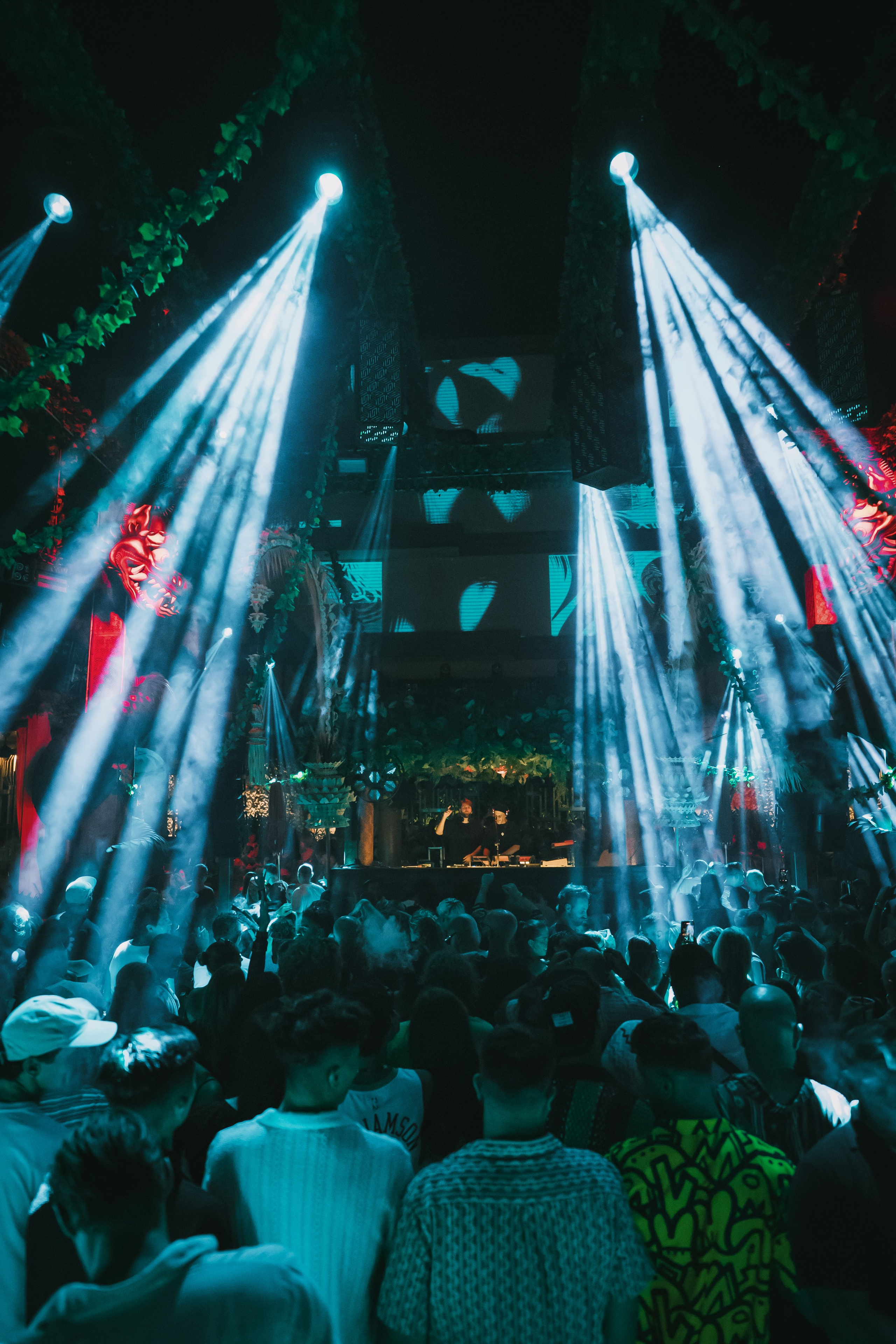 Monolink, electronic music producer performance in Savaya, Bali. Коммьюнити фотограф, Москва, Сергей Зворыгин