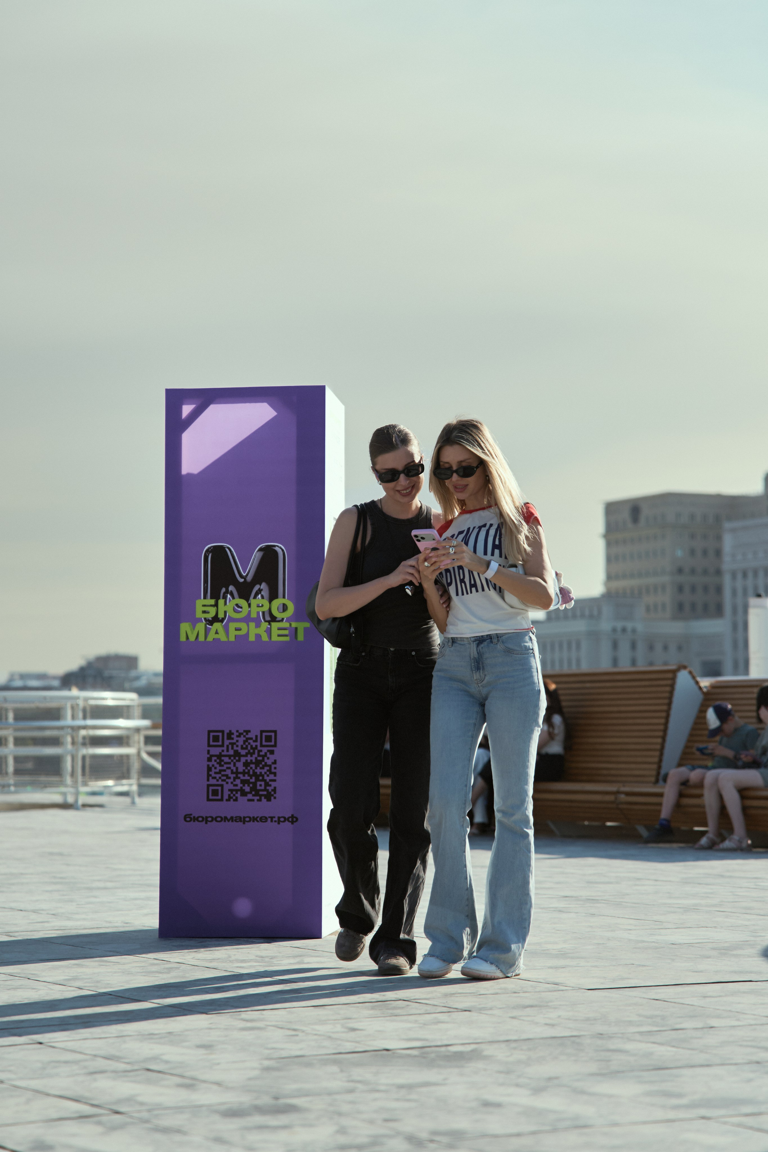 Лайв фотосессия для гостей и участников коммьюнити BÜRO MARKET в Москве