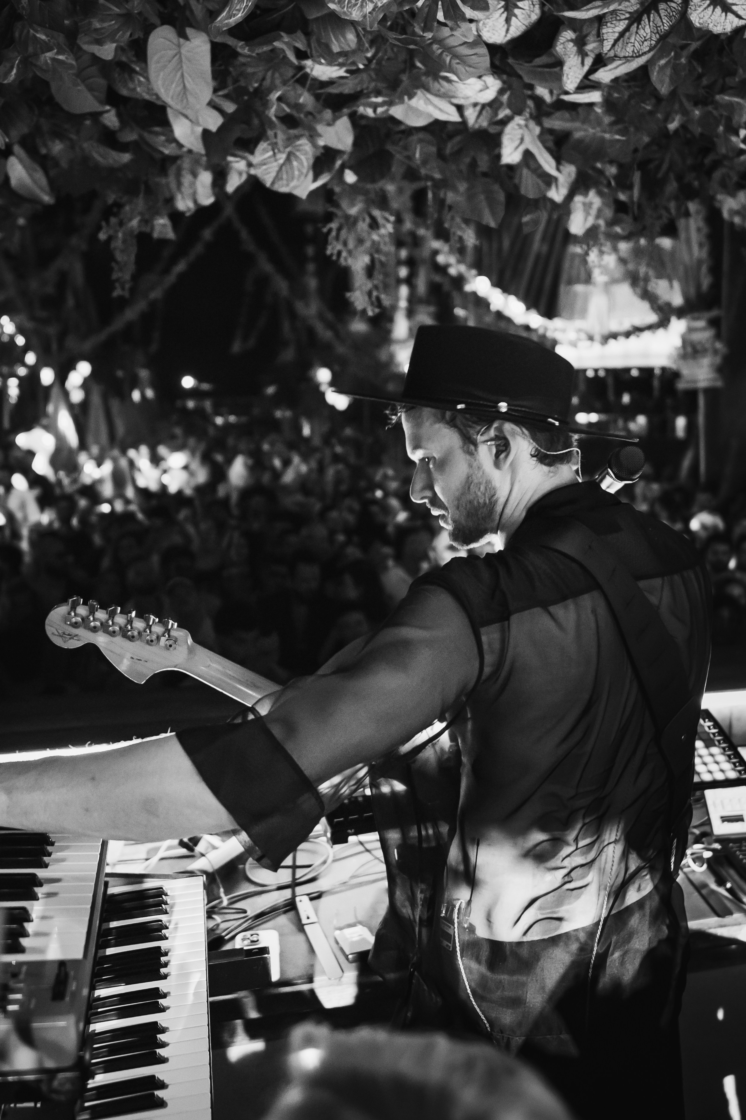 Monolink, electronic music producer performance in Savaya, Bali. Коммьюнити фотограф, Москва, Сергей Зворыгин