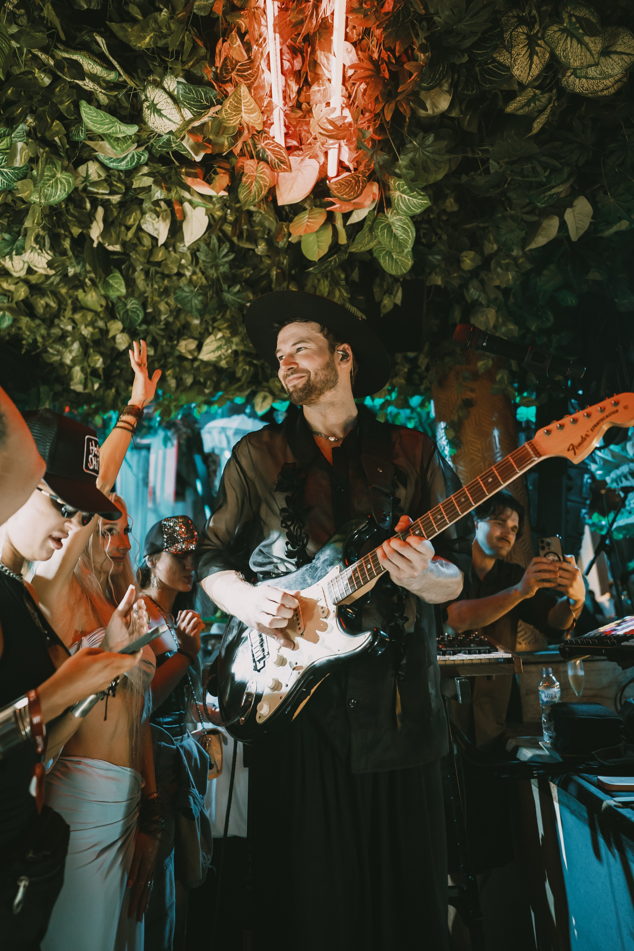 Monolink, electronic music producer performance in Savaya, Bali. Коммьюнити фотограф, Москва, Сергей Зворыгин