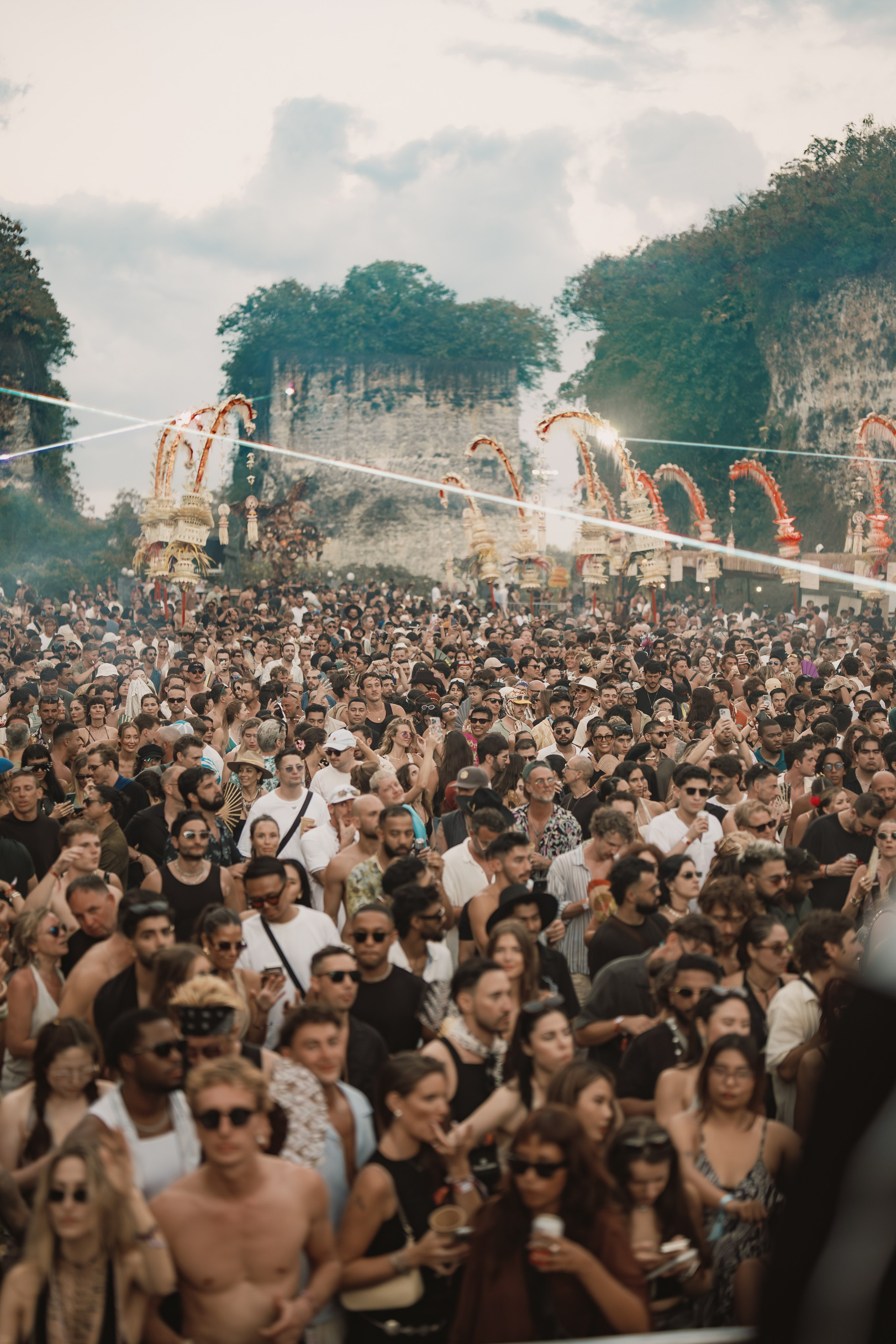 Day Zero Electronic music festival from Tulum, Bali 2026. Коммьюнити фотограф, Москва, Сергей Зворыгин