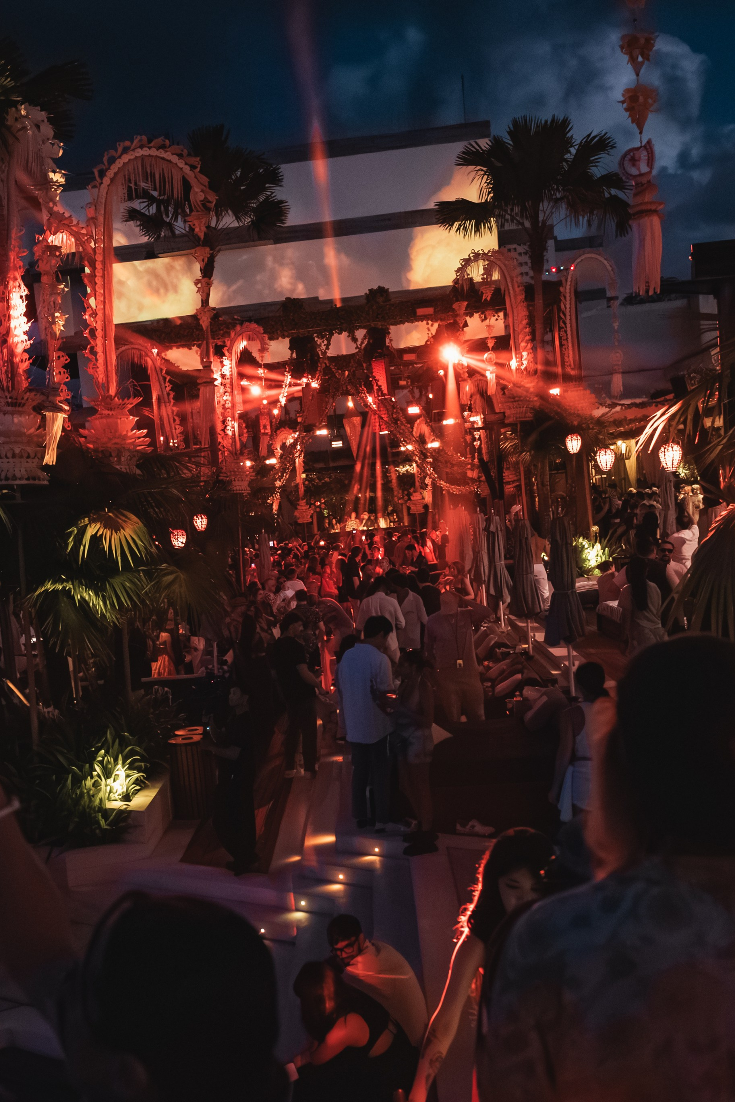 Jan Blomqvist, Damian Lazarus, Ame DJ performance in Savaya, Bali. Коммьюнити фотограф, Москва, Сергей Зворыгин
