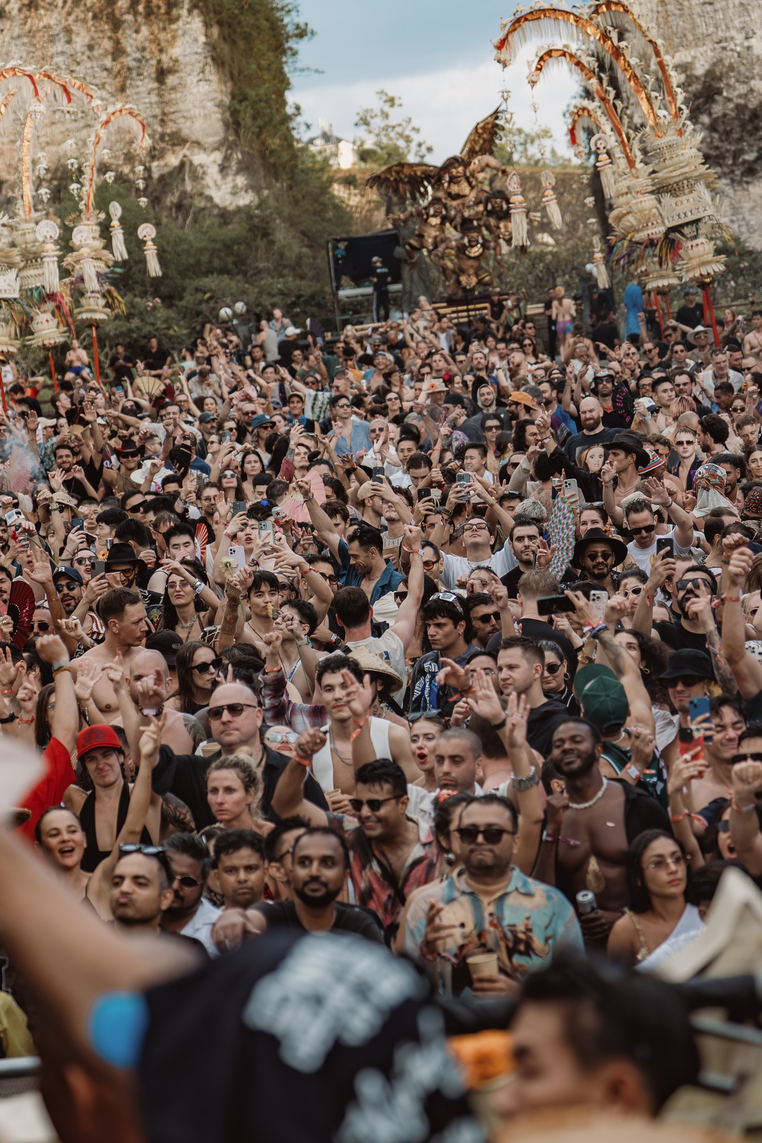 Day Zero Electronic music festival from Tulum, Bali 2026. Коммьюнити фотограф, Москва, Сергей Зворыгин