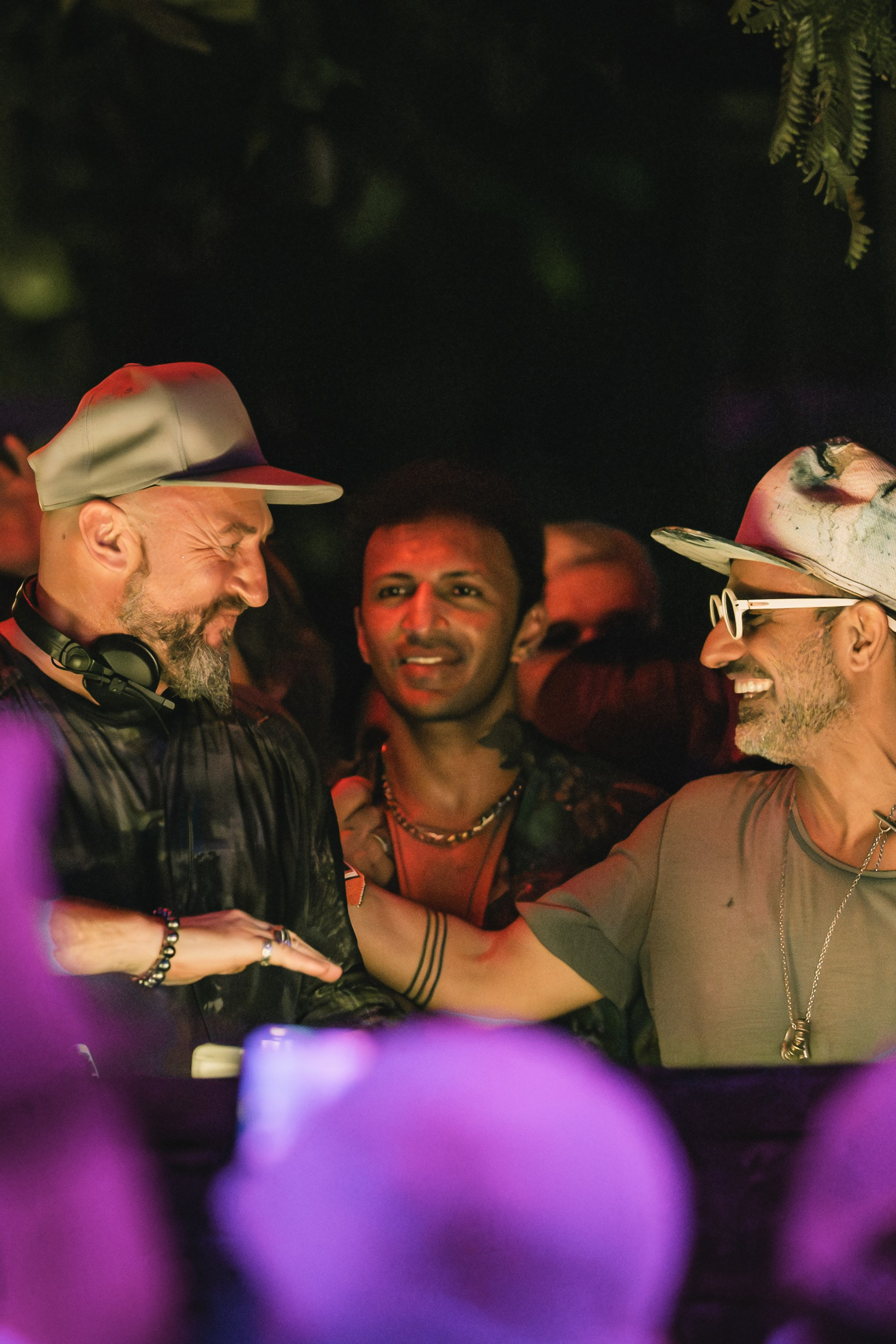Jan Blomqvist, Damian Lazarus, Ame DJ performance in Savaya, Bali. Коммьюнити фотограф, Москва, Сергей Зворыгин