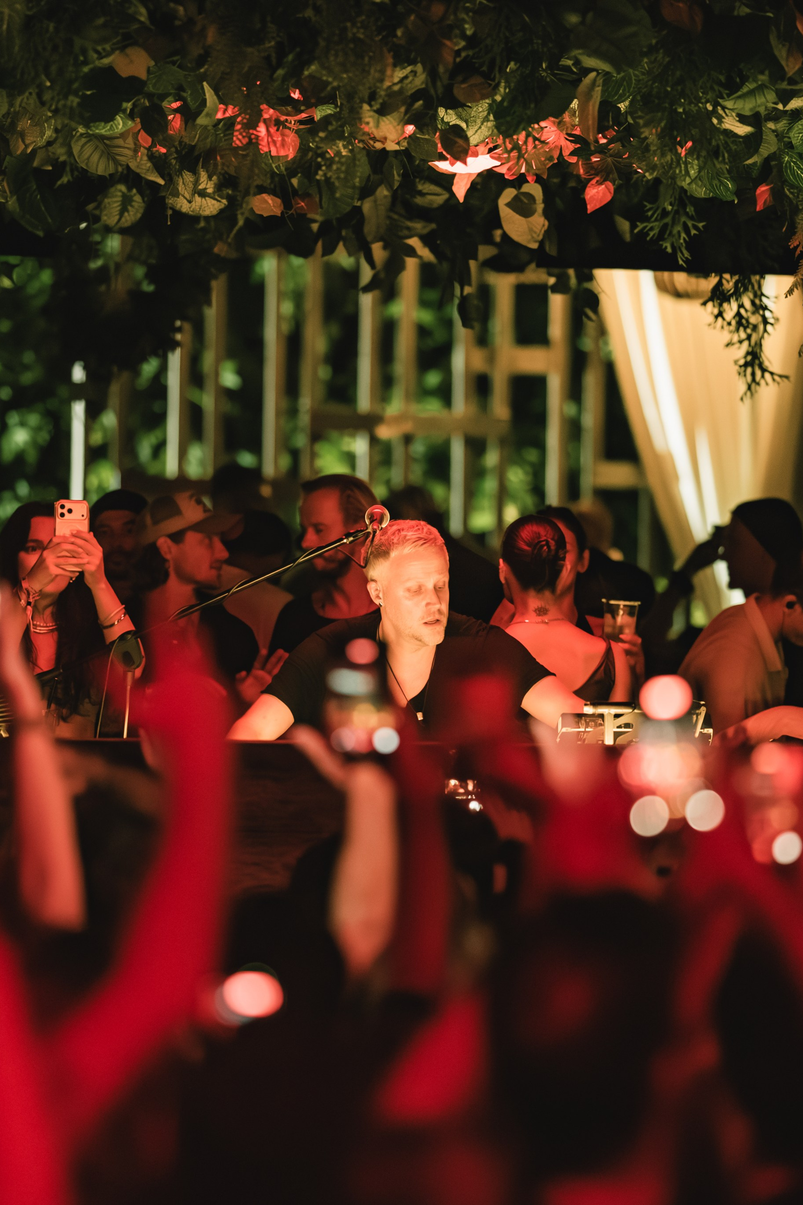 Jan Blomqvist, Damian Lazarus, Ame DJ performance in Savaya, Bali. Коммьюнити фотограф, Москва, Сергей Зворыгин