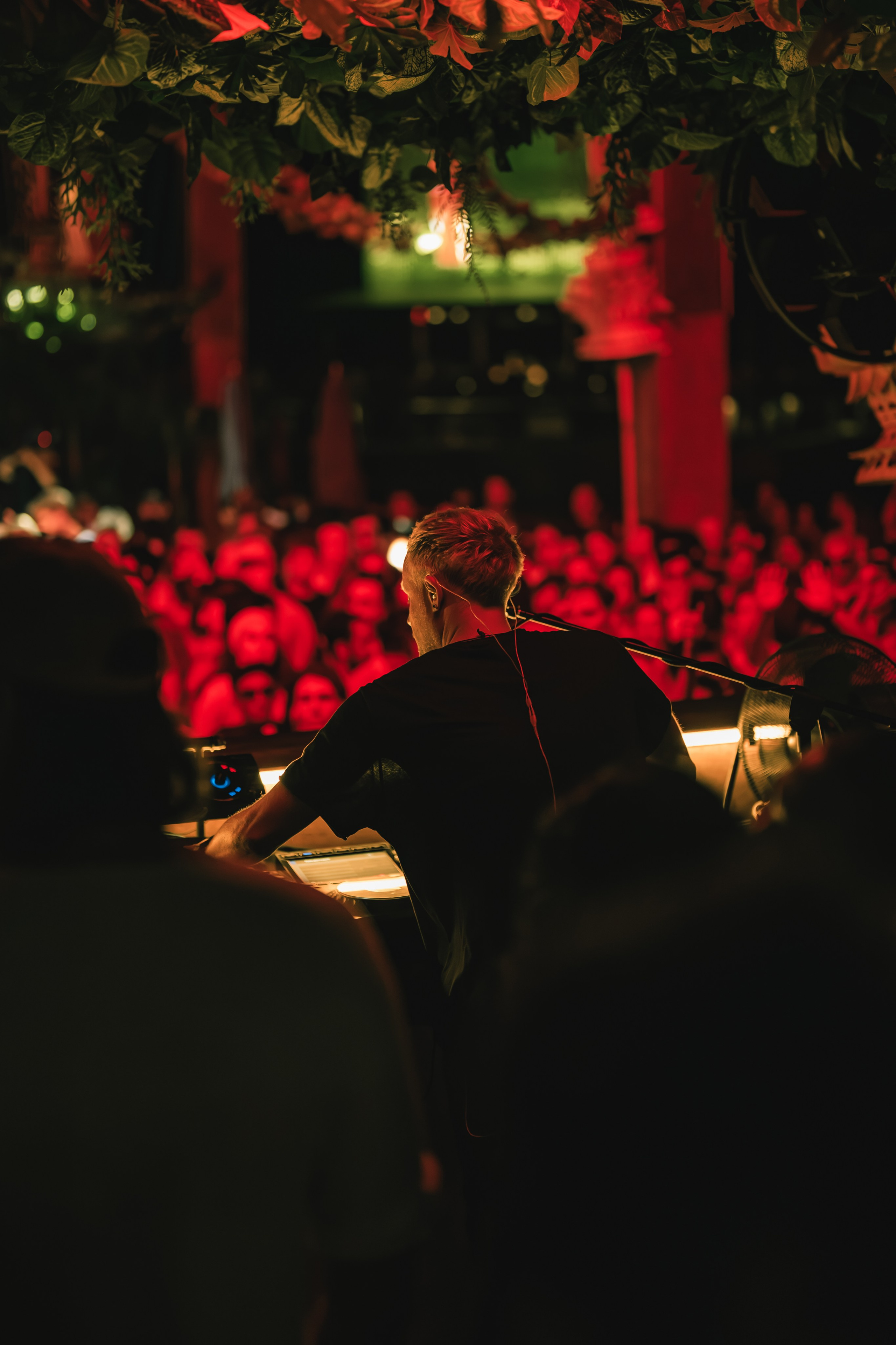 Jan Blomqvist, Damian Lazarus, Ame DJ performance in Savaya, Bali. Коммьюнити фотограф, Москва, Сергей Зворыгин