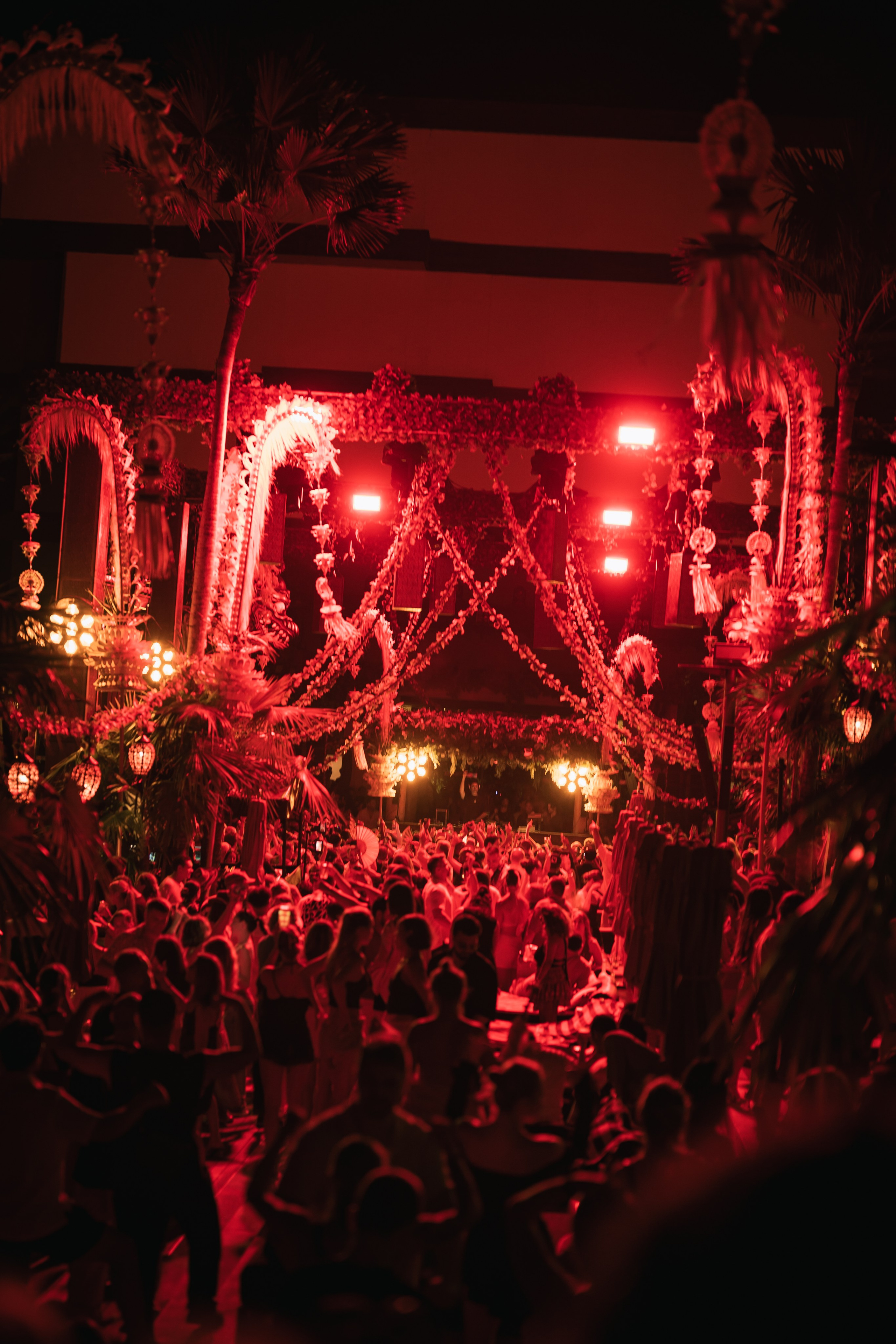 Monolink, electronic music producer performance in Savaya, Bali. Коммьюнити фотограф, Москва, Сергей Зворыгин