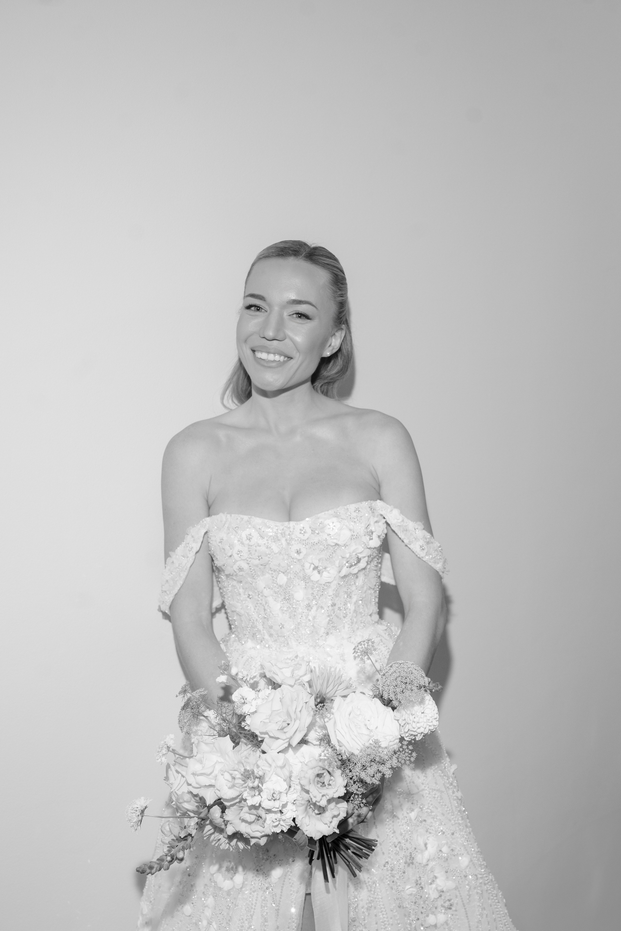 Timeless Romance: Gabriela & Martin's Wedding. Raw Studio: Capturing Elegant weddings accross Europe