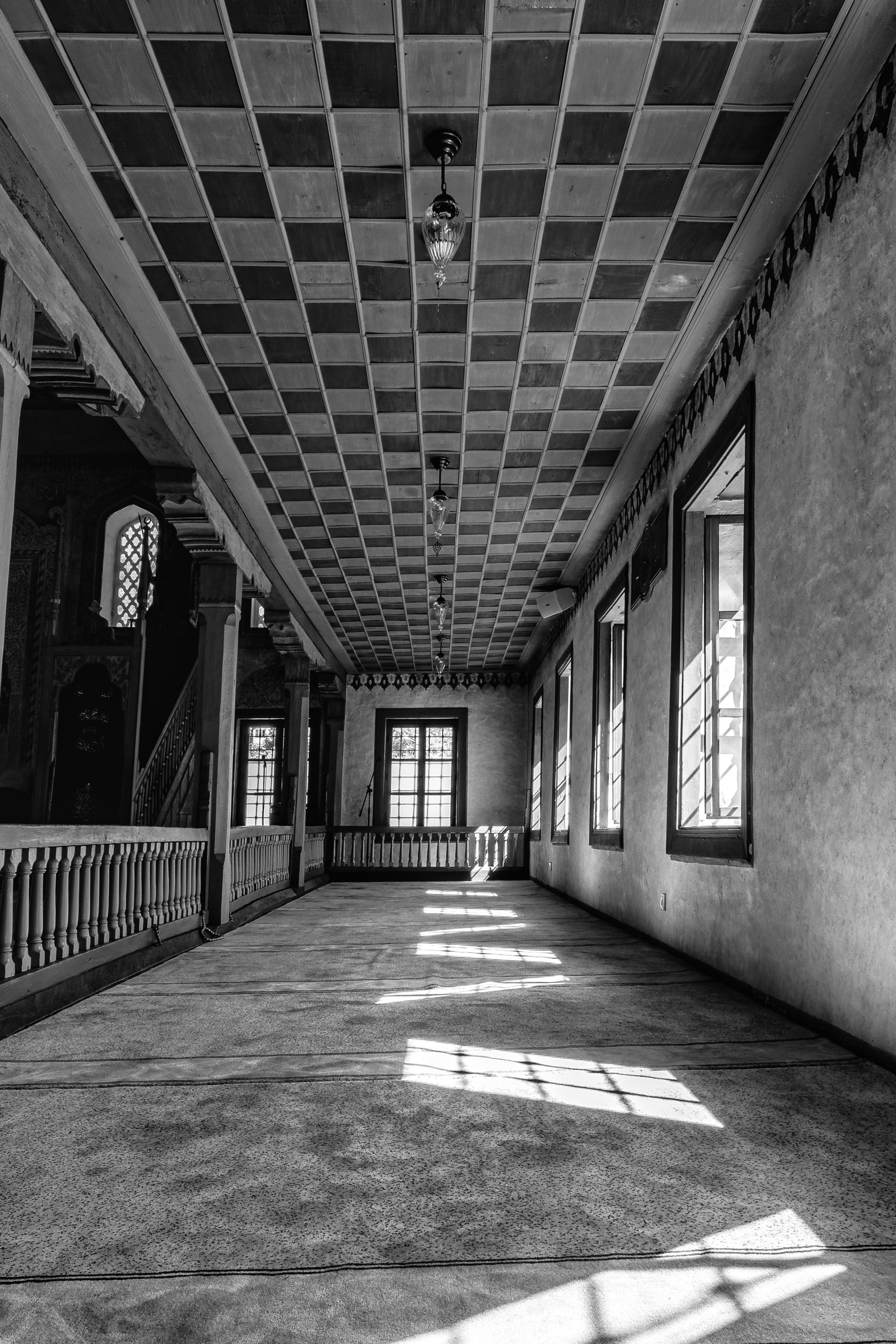 Photography Stories & Behind the Scenes – Sarajevo Projects. Namir Čomaga — fotograf iz Sarajeva, portreti, tradicija i kultura u fokusu objektiva