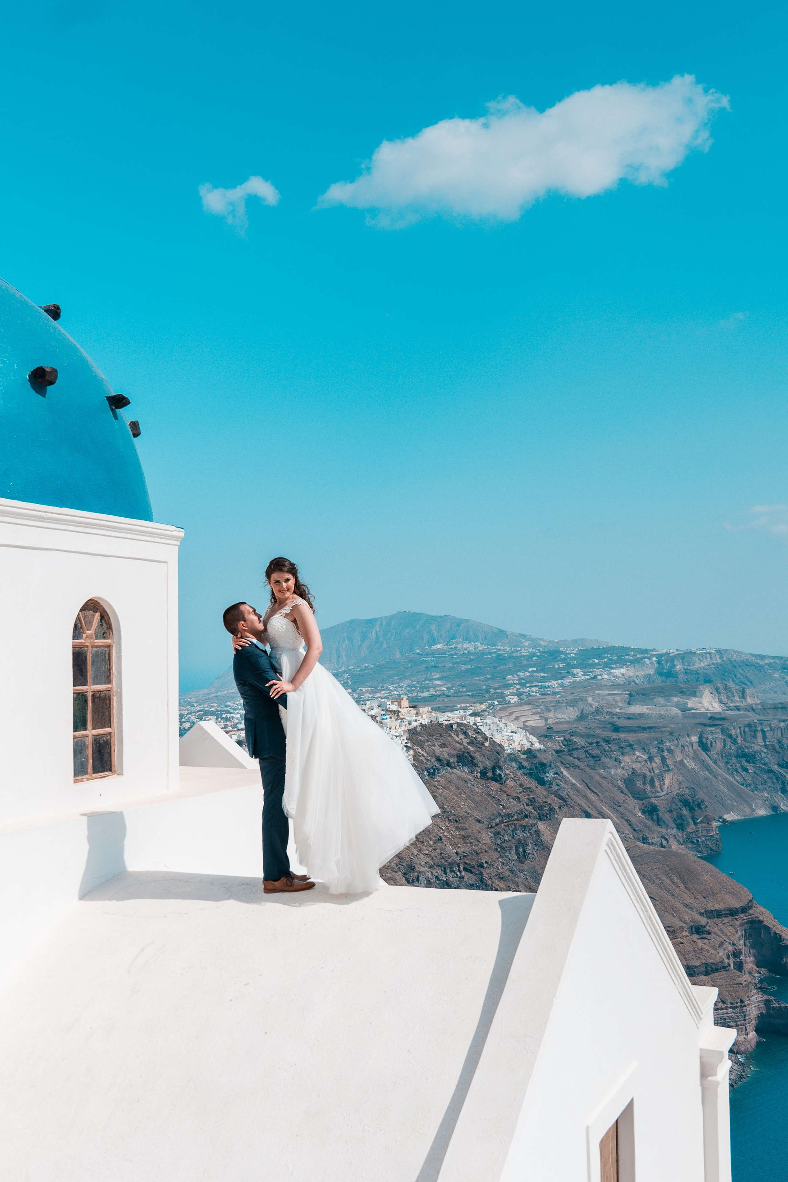 Adoro.Pro|Editorial wedding photography & films in Greece and beyond by Andriy Doroshkevych