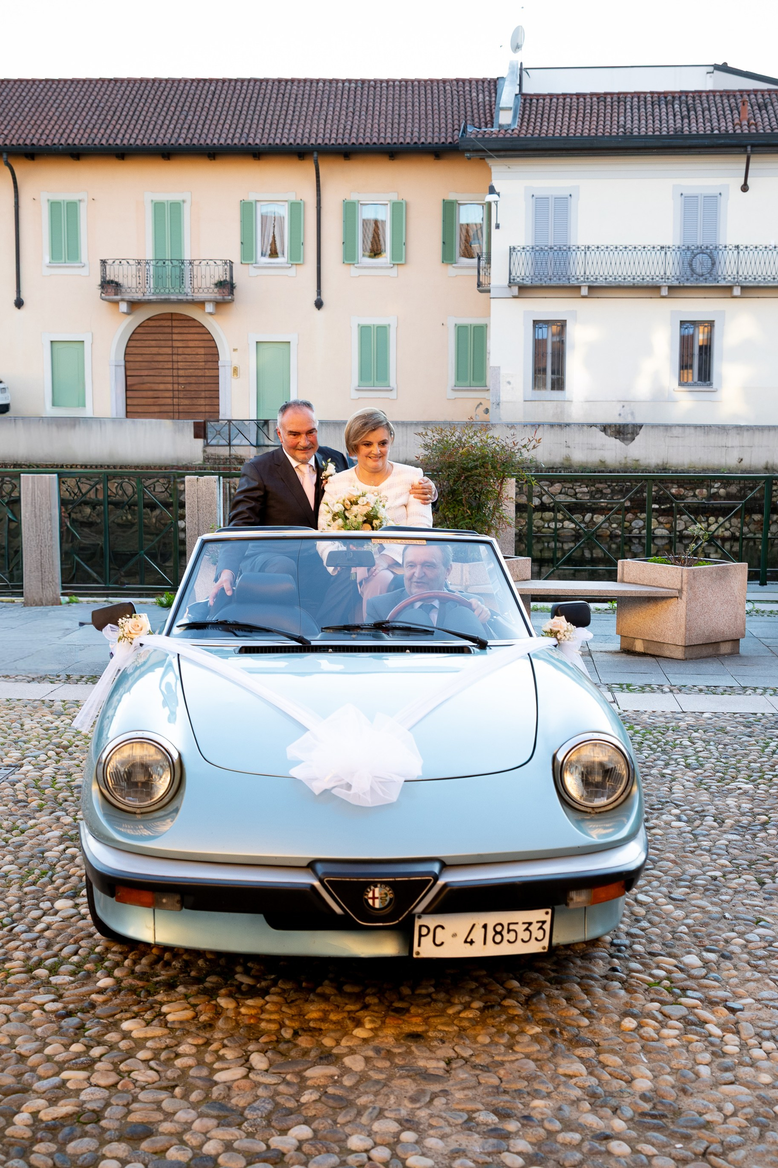 Engagement Session Milano Lago Maggiore Emme Studios. Fotografa di matrimonio a Milano e in Lombardia. Racconto matrimoni con uno stile naturale, elegante e senza pose forzate