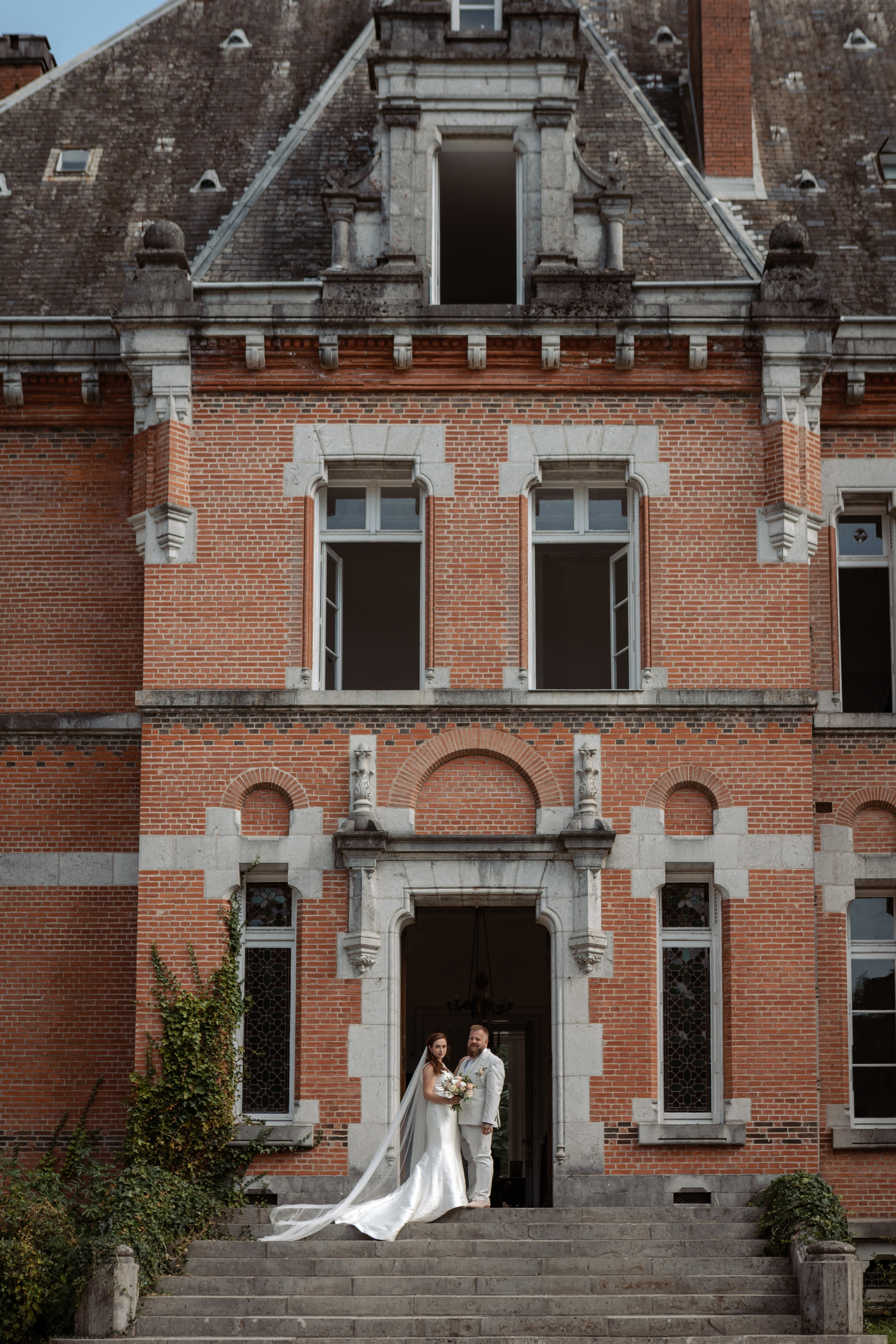 Personal brand photoshoot at The Hoxton, Poblenou hotel’s rooftop. Eugénie Smirnova — your photographer in Toulouse and southwest France