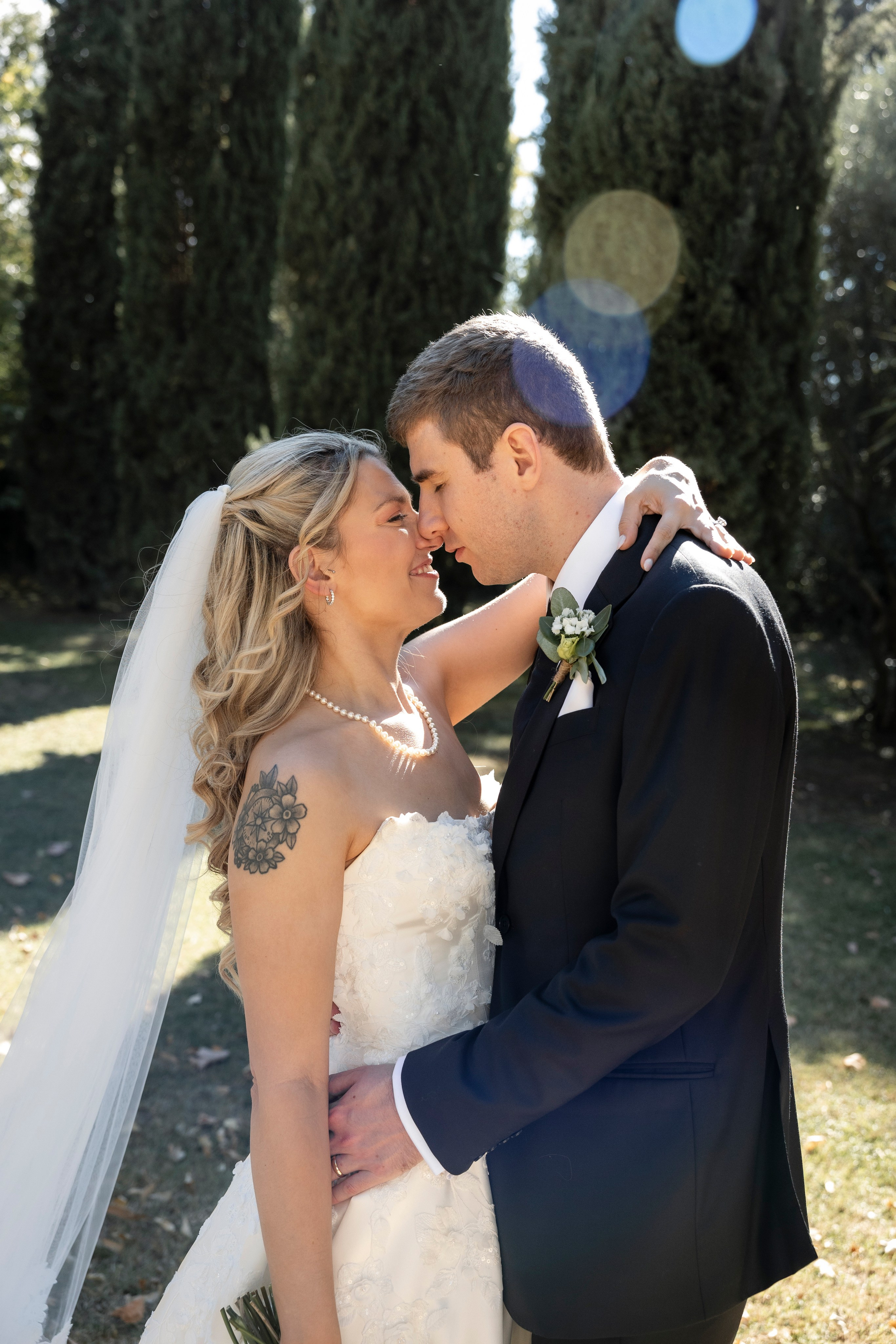 Jamie and Matt. Wedding at Château de Goudourville. Eugénie Smirnova — Photographe à Toulouse et dans le Sud-Ouest