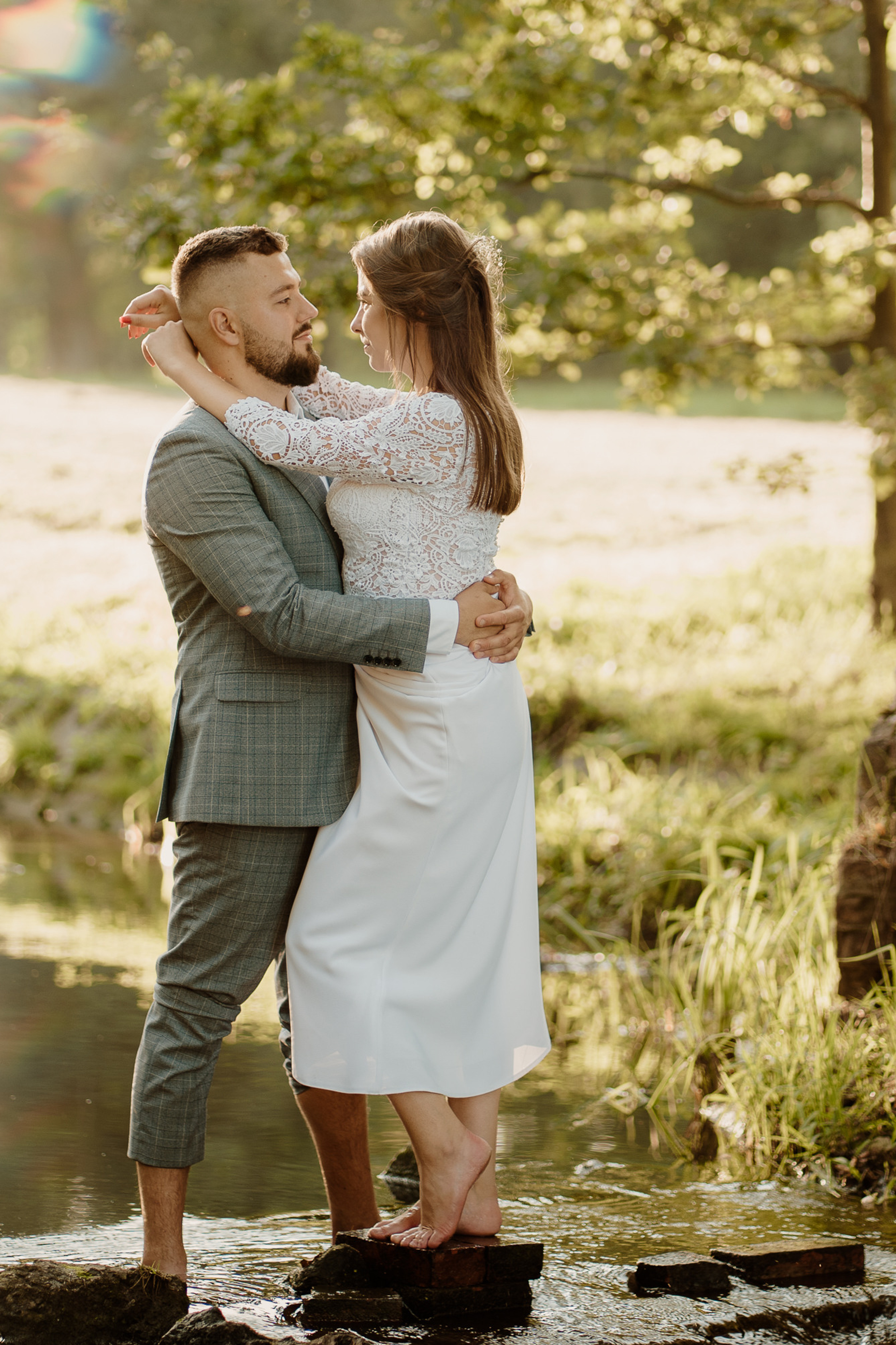 Plener ślubny Adrianny i Pawła - Góra Zborów. Karkowskafoto - fotografia miłości