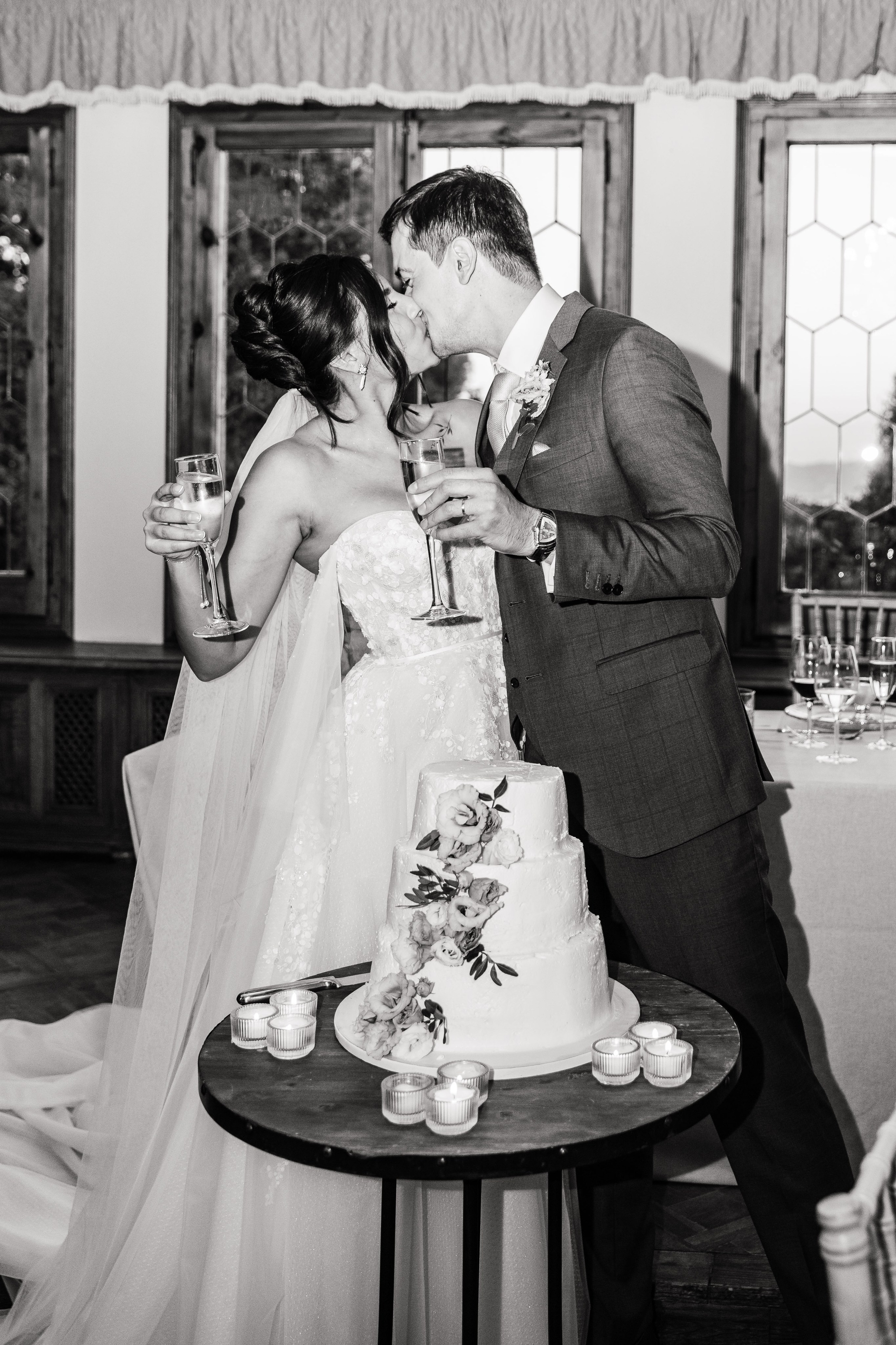 Lana Alekhina Wedding Photographer in Spain and Europe