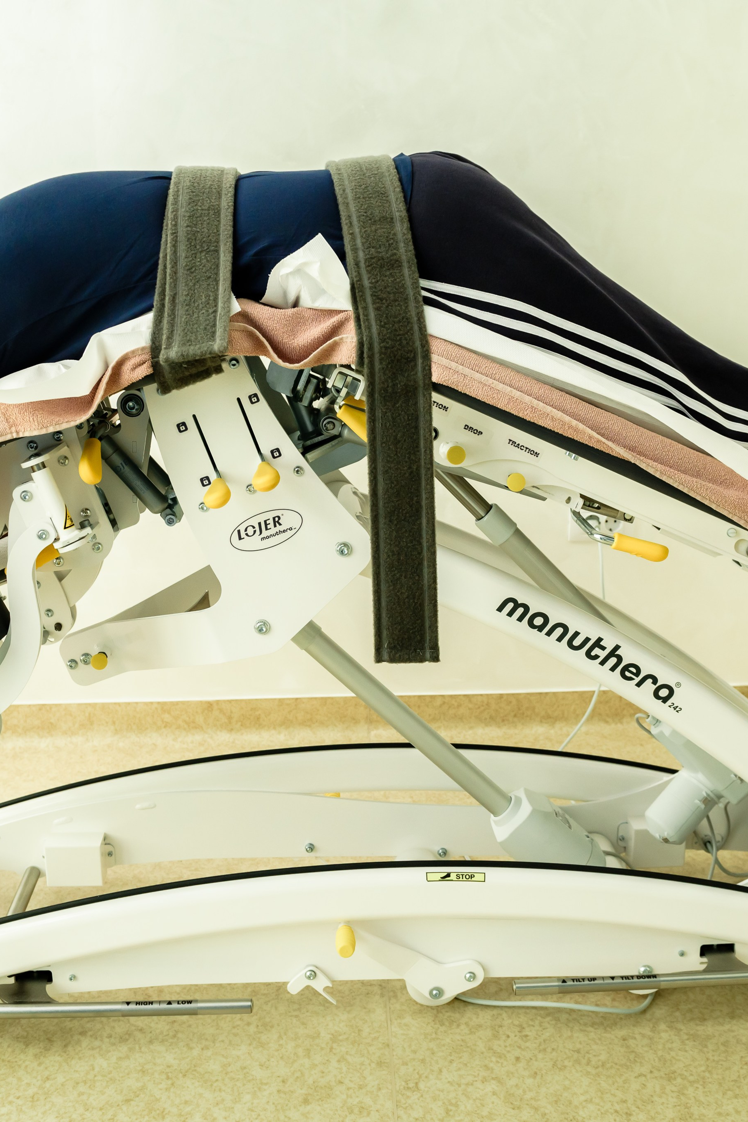 Terapii. Newsportevents- Recuperare & Relaxare, Kinetoterapie, Masaj, Refacere, Stretching, Osteopatie, Recuperare, Tecar