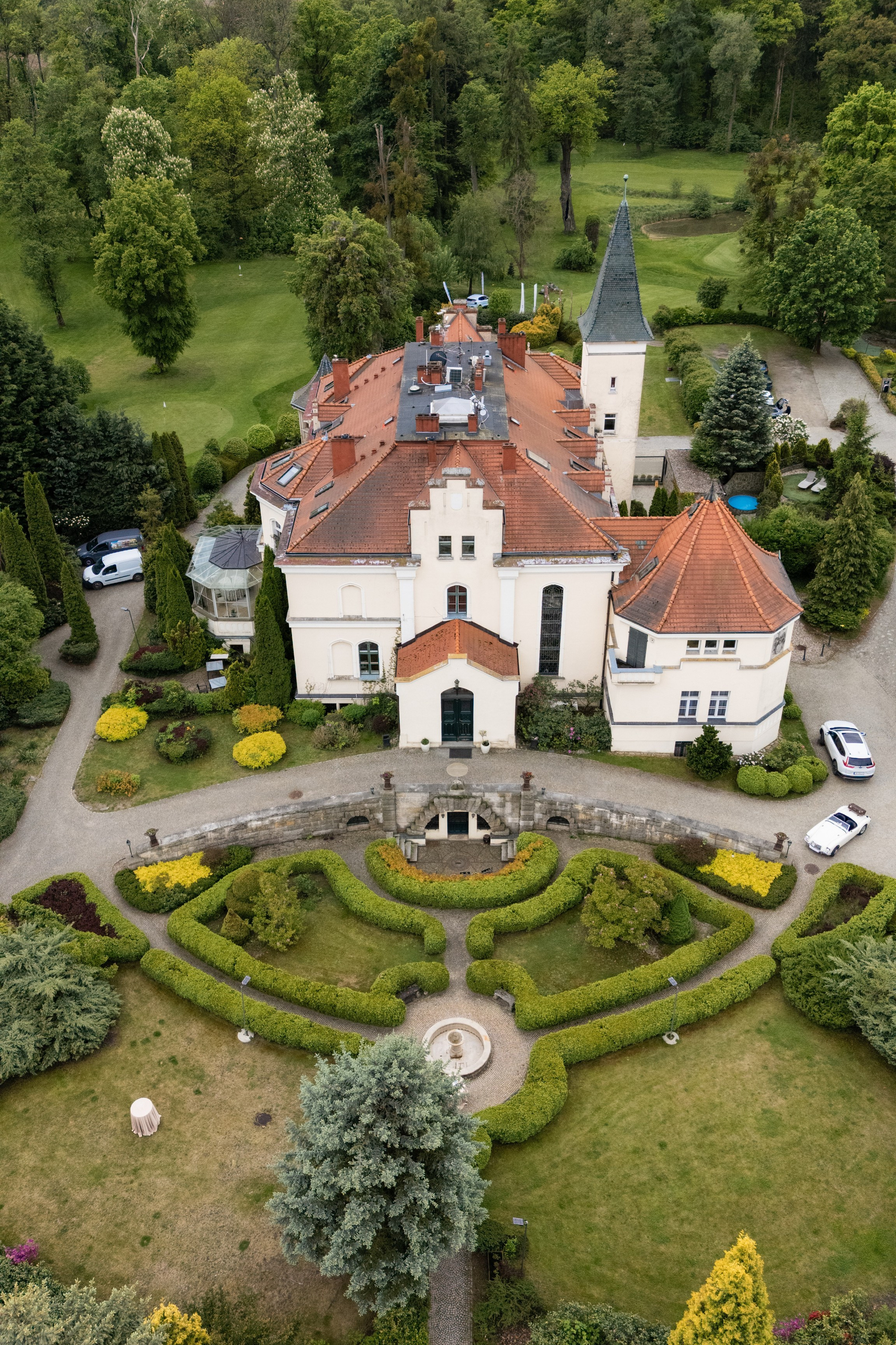 Haston City Hotel Wrocław Wedding | 1-photographer Package
