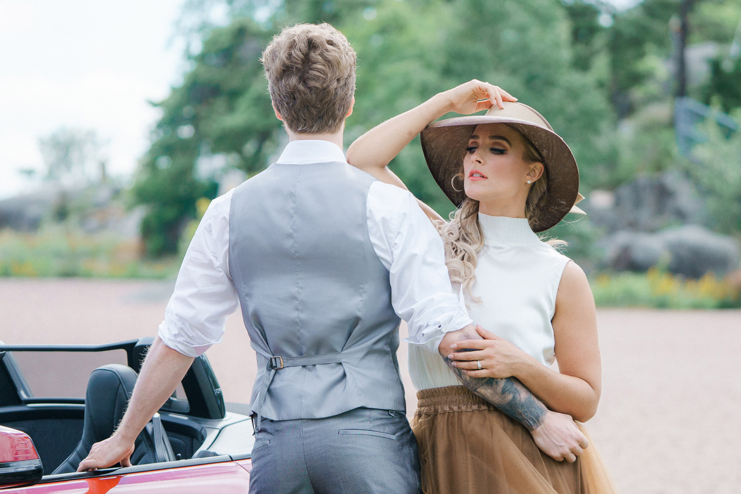 Coffee latte and champagne color wedding at Hanko casino