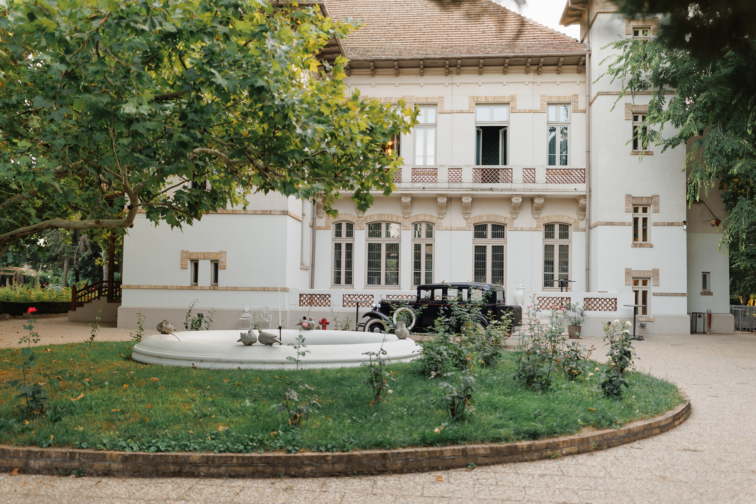 BLOG. Wedding Photographer in Bucharest — Manu Ivanciu