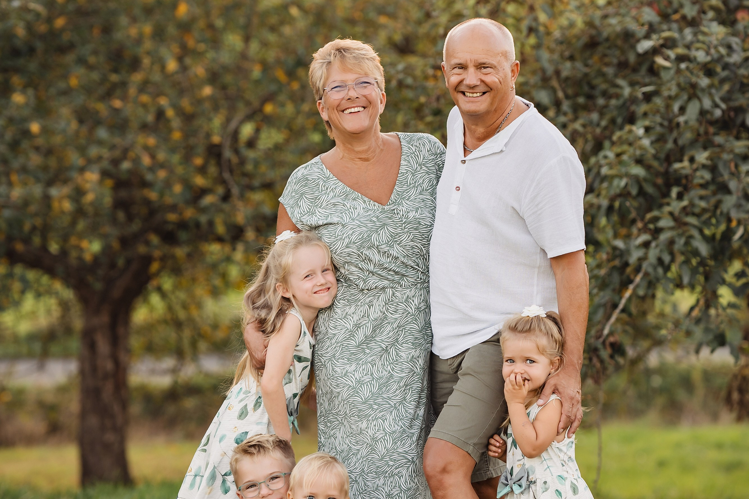Sommer, Mohnblumen und der Wind. Portraitfotografie in Gründau Elena Ohnstedt