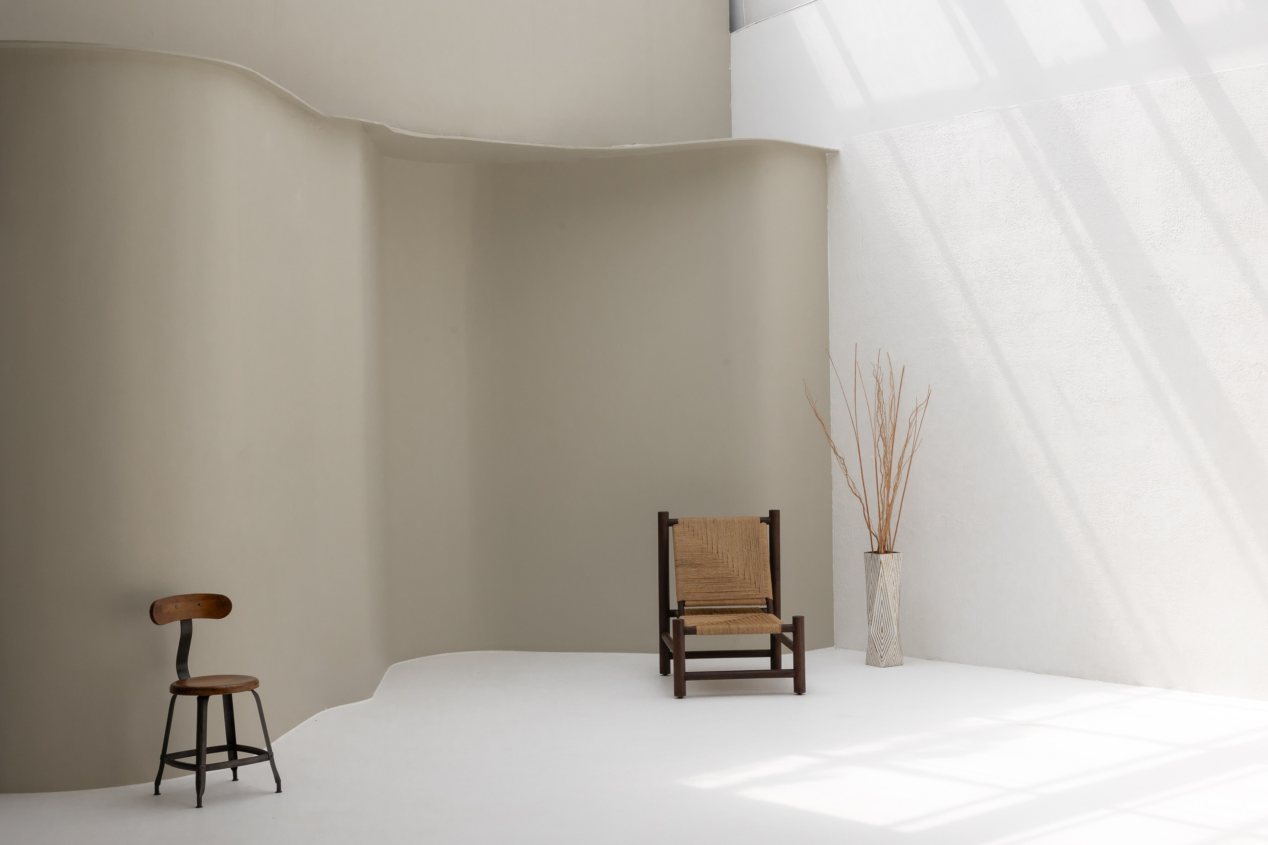 Rental. Sky Zone. Textured walls and Natural light on cyclorama