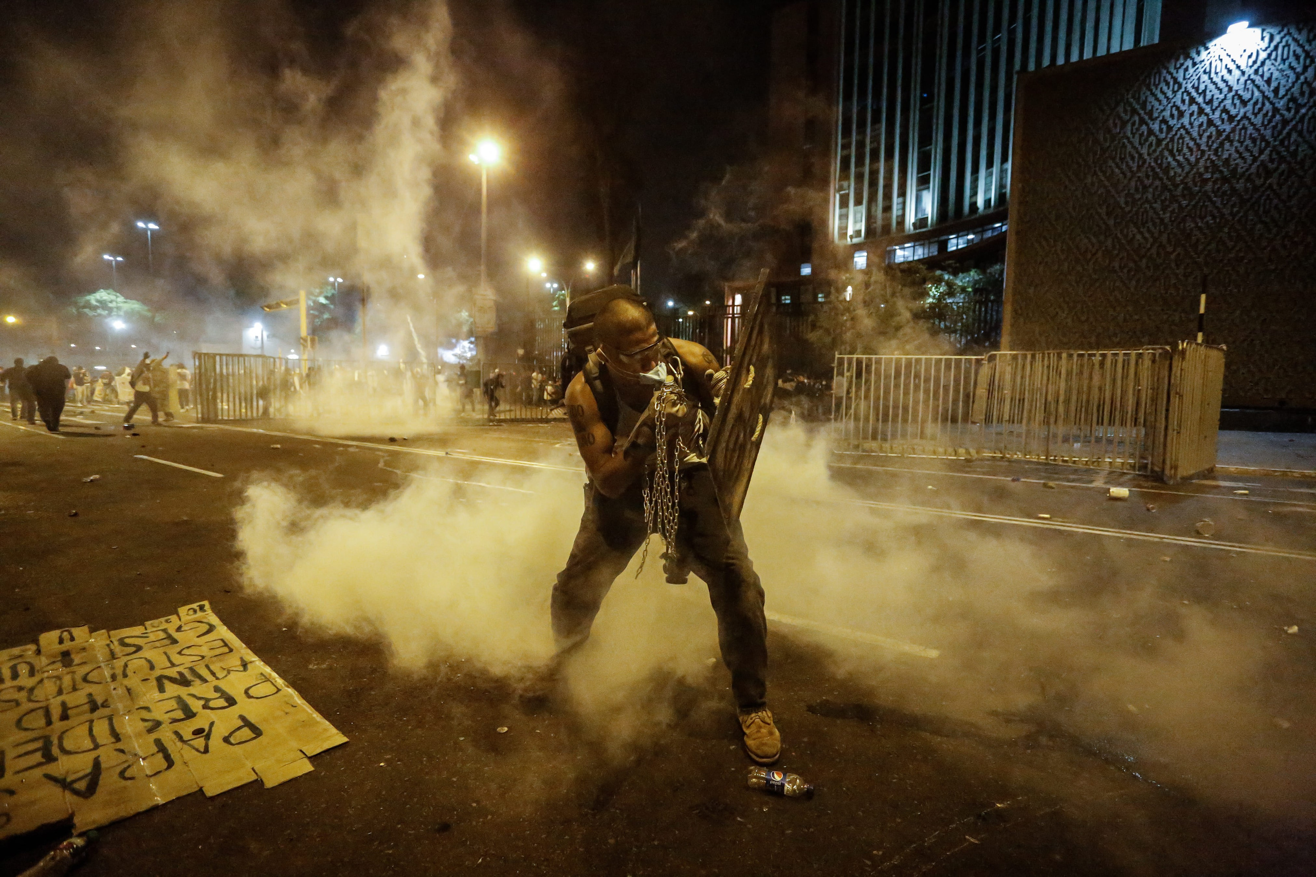 Protestas contra Manuel Merino