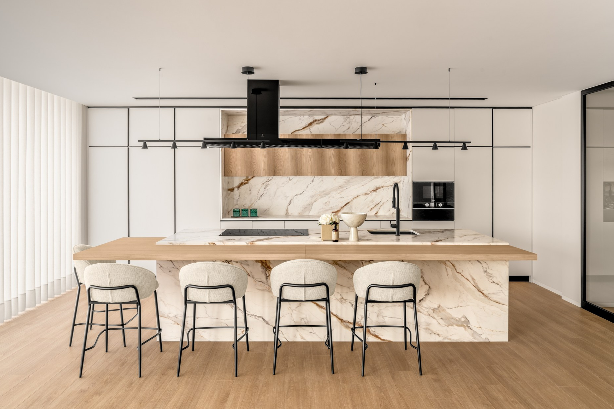 MORADIA DE FELGUEIRAS. André Fontoura