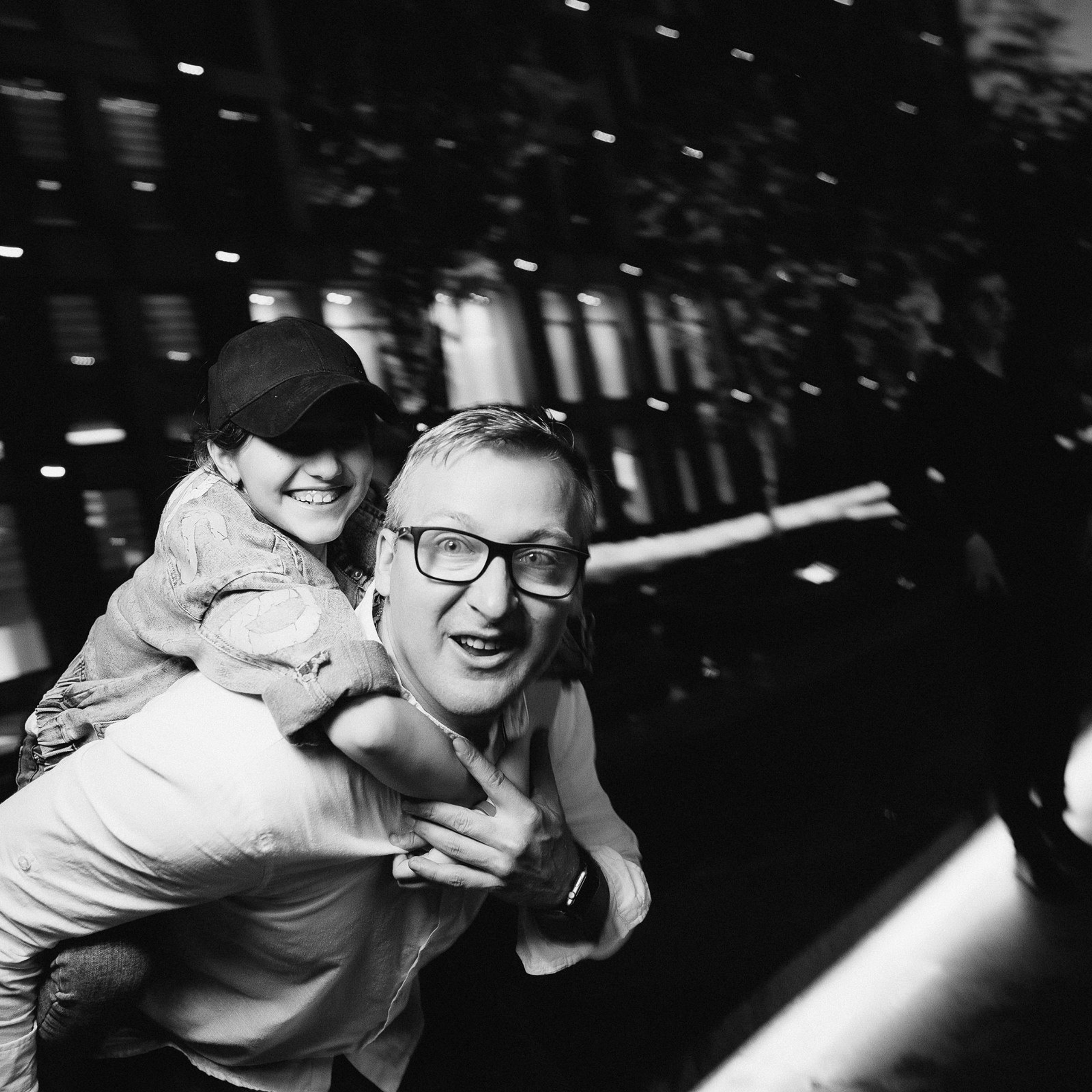 Фотограф на дитячий день народження у Дніпрі. Весільний та Репортажний фотограф Іванченко Максим. Дніпро, Україна