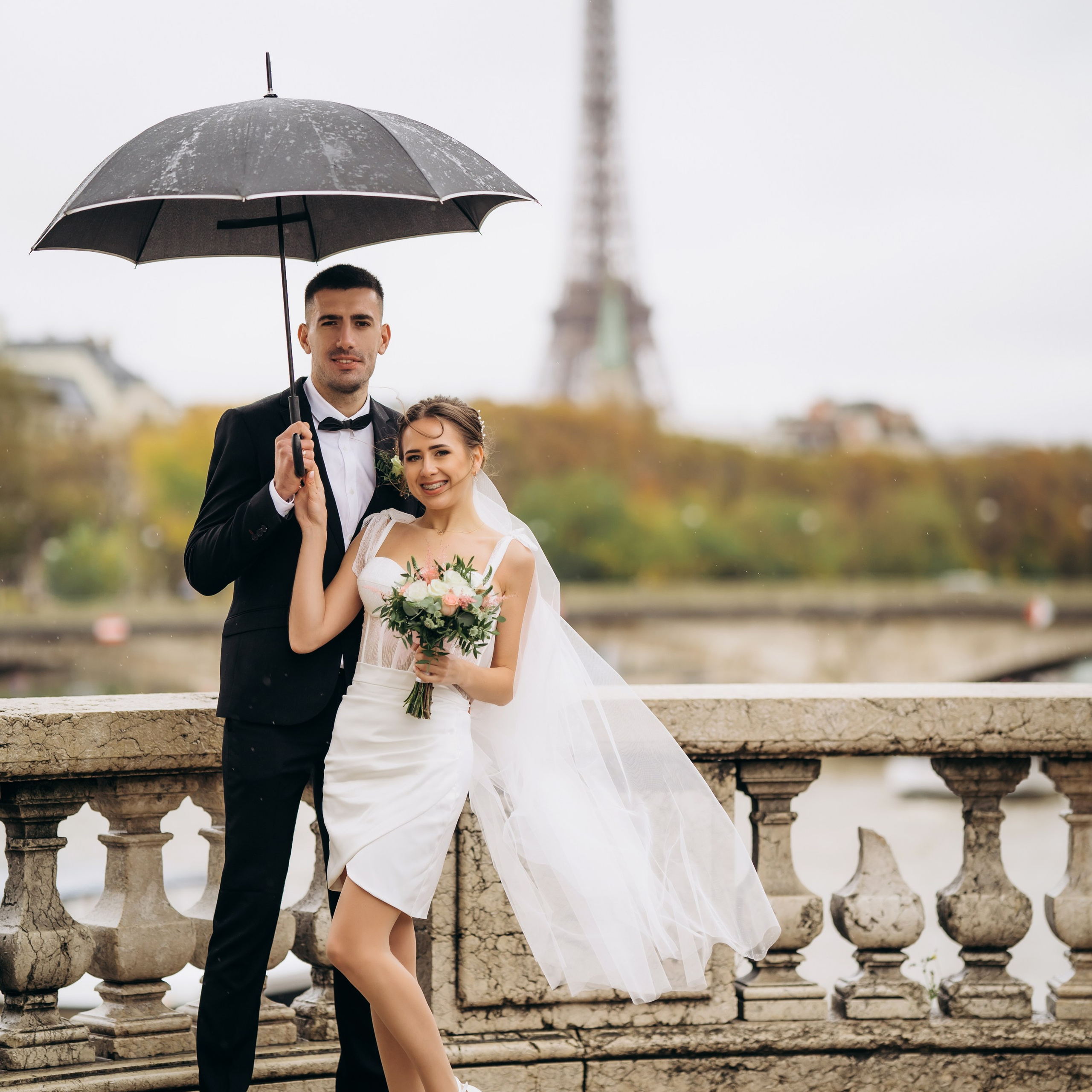 Wedding photographer in Paris