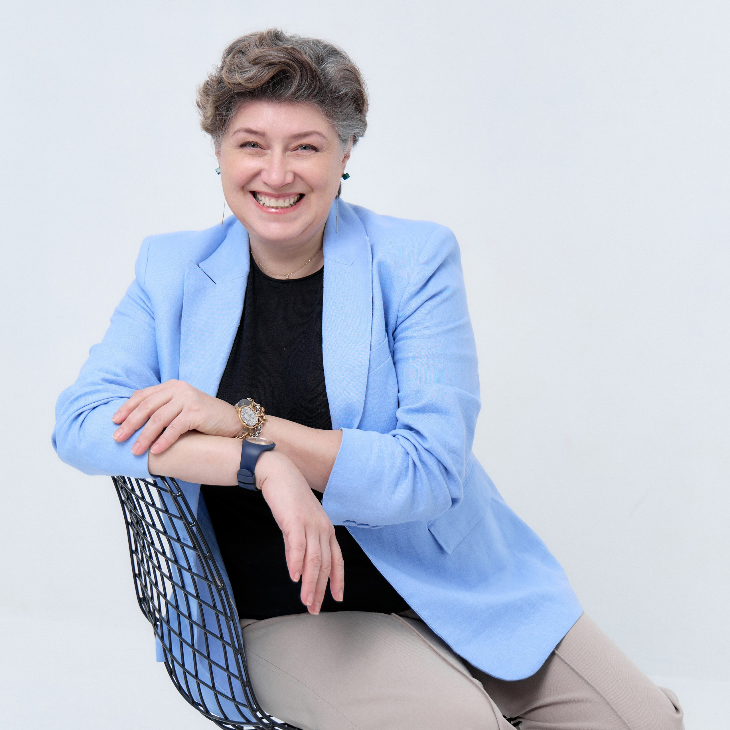 Женский бизнес-портрет для компании