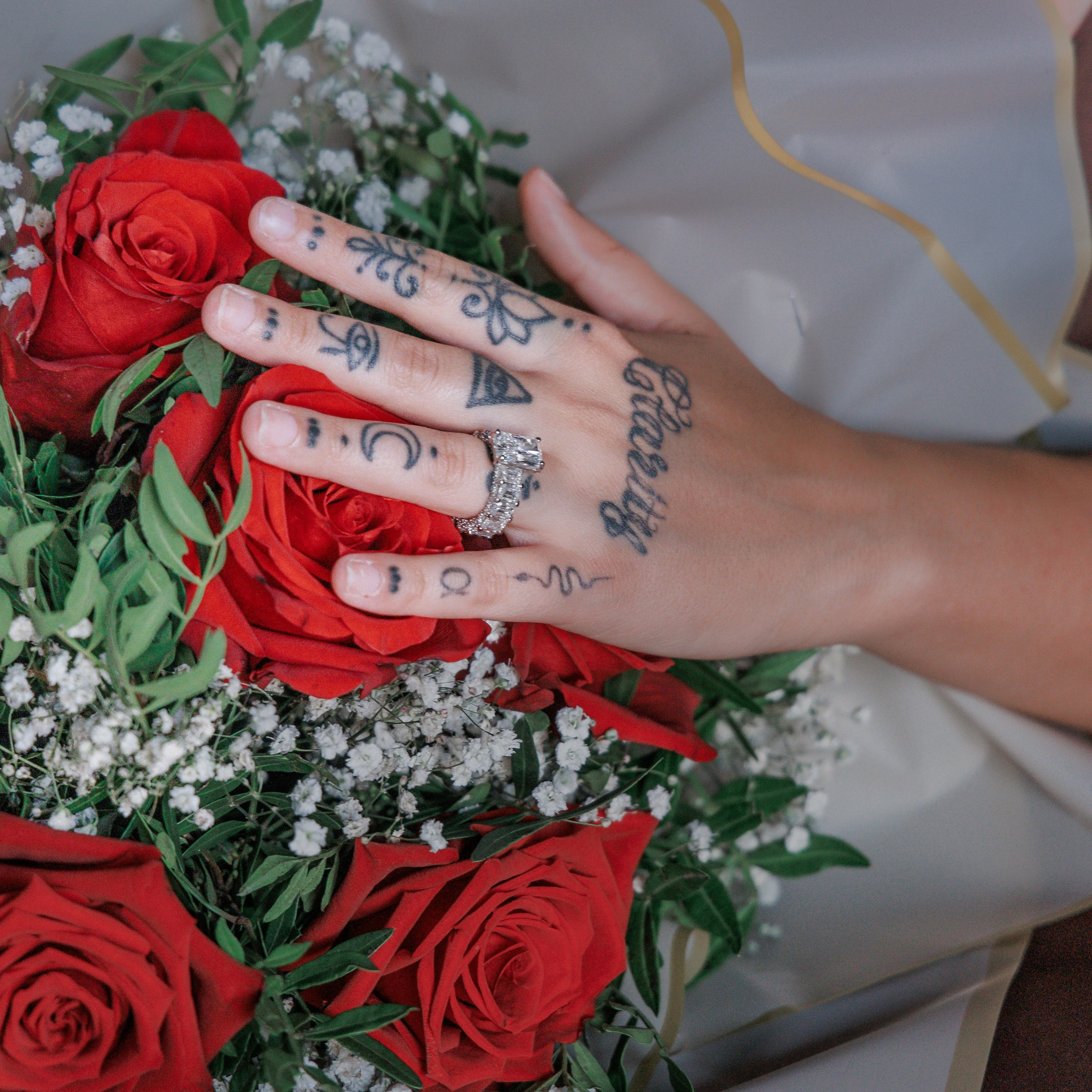 Sail, Sip & Smile: A Private Seine Cruise with Your Personal Photographer & Filmmaker. Photographe à Paris