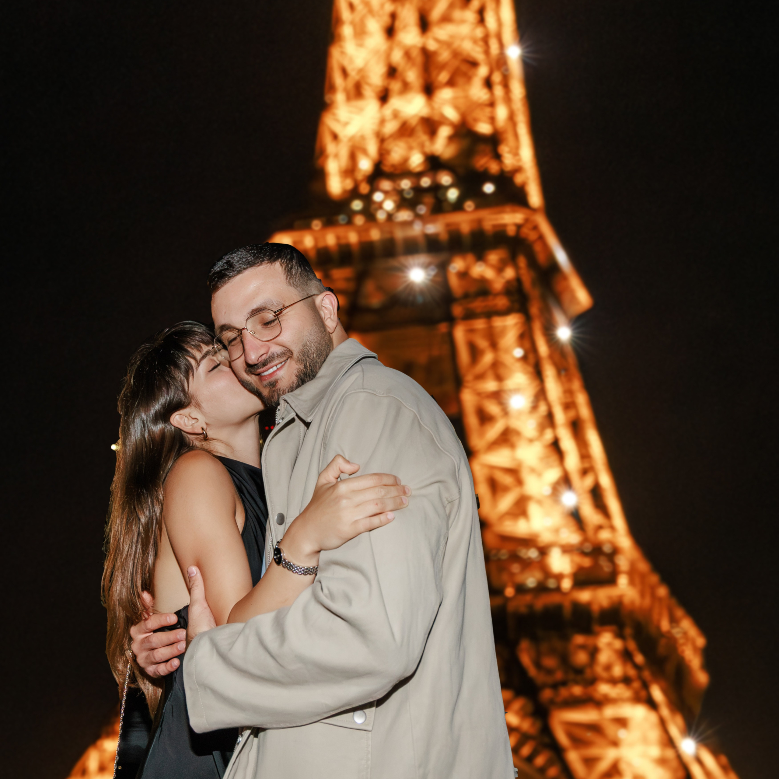 Night Photography in Paris: The Ultimate Luxury Experience for Couples & Proposals. Photographe à Paris