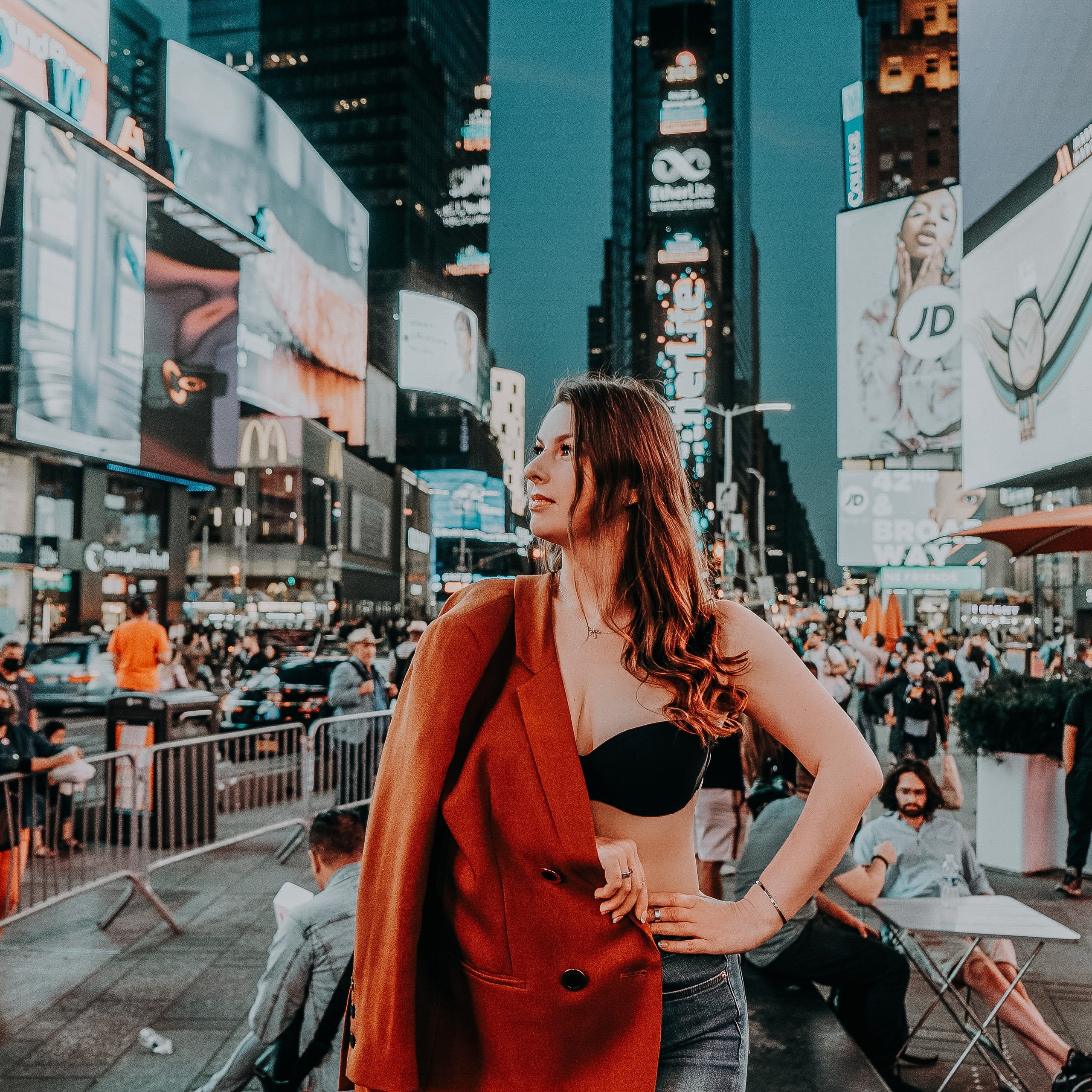 Professional Video Production NYC | Commercial & Corporate Videography Services. Videographer and photographer in New York // MAKAROV.VIDEO