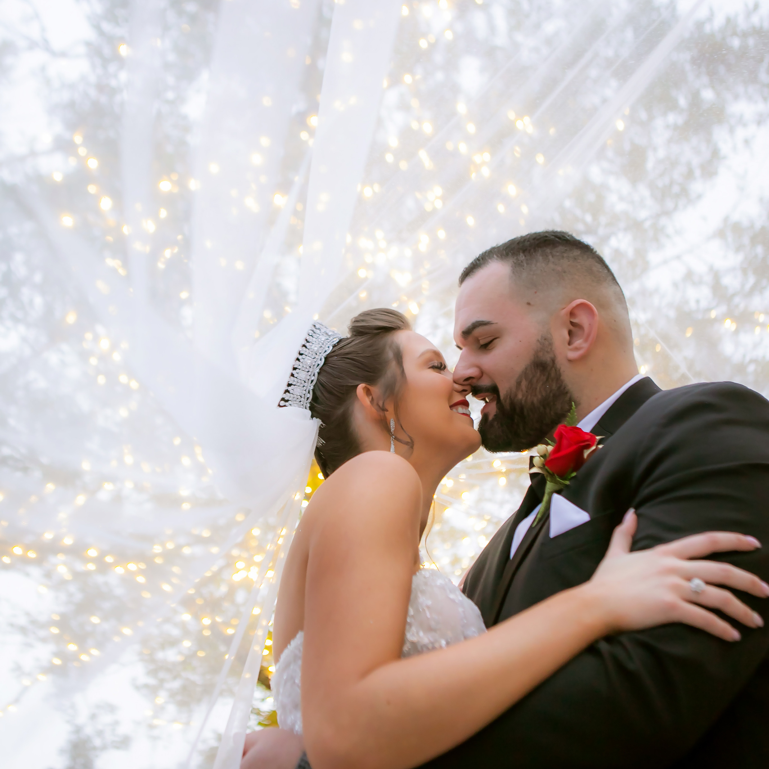 WEDDING PHOTOGRAPHY WITH BEAUTY & INTENTION Florida • New York • Chicago • Across the U.S. & Worldwide