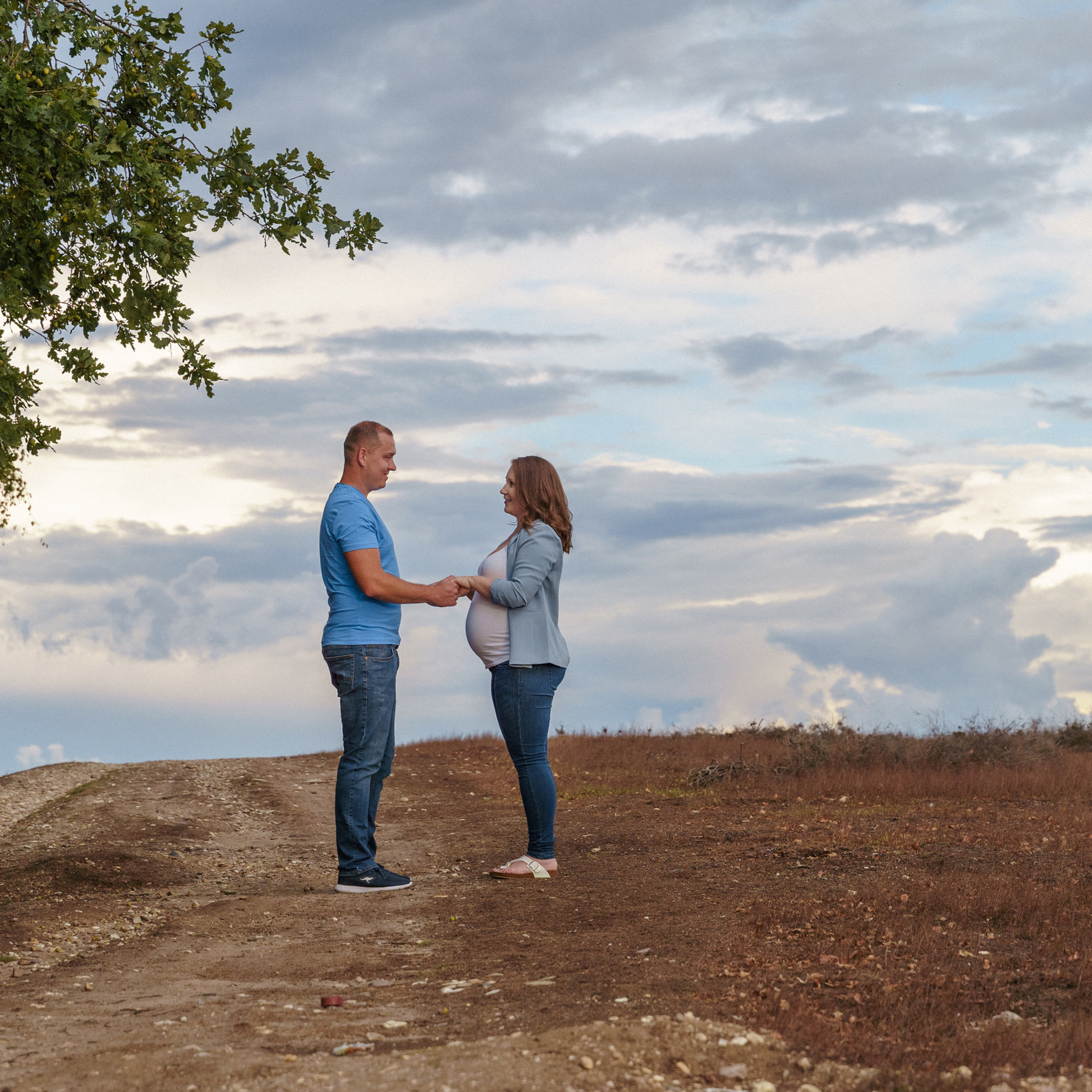 Babybauch. Hochzeitsfotograf für Moers, Niederrhein, Düsseldorf, NRW und Deutschland