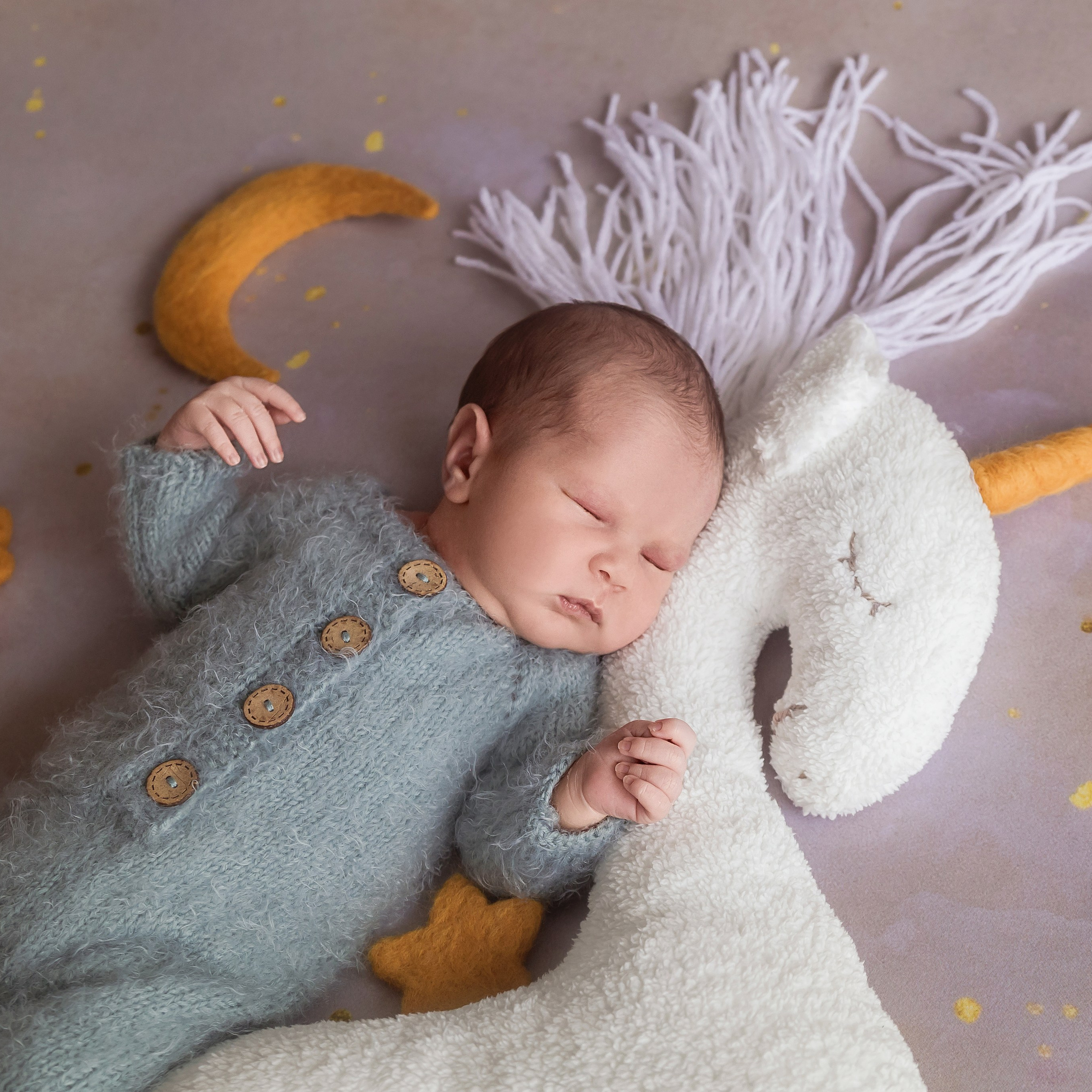 НОВОРОЖДЕННЫЕ