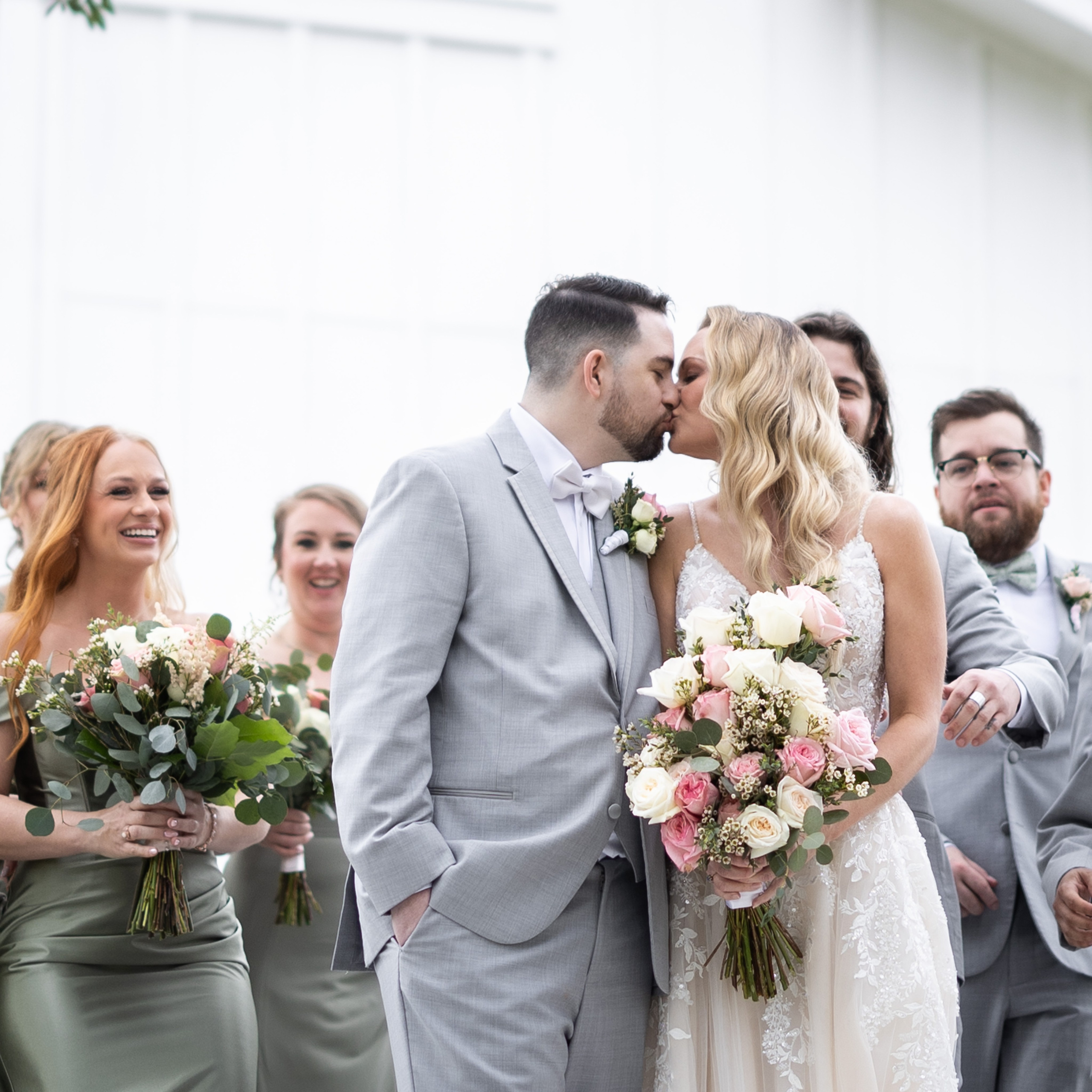 Wedding photography at king's Crossing Barn, FL