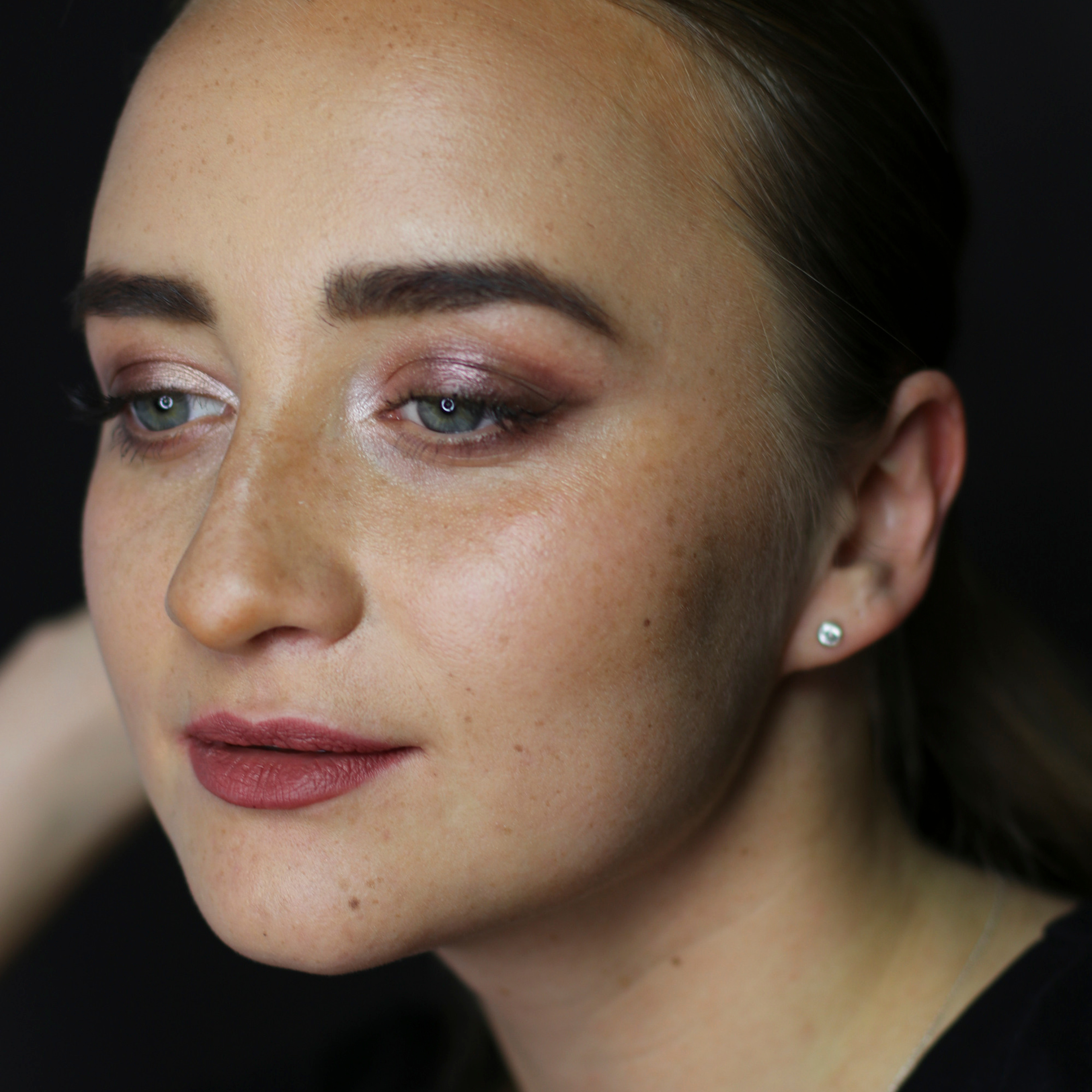 Day smokey eyes makep-up example