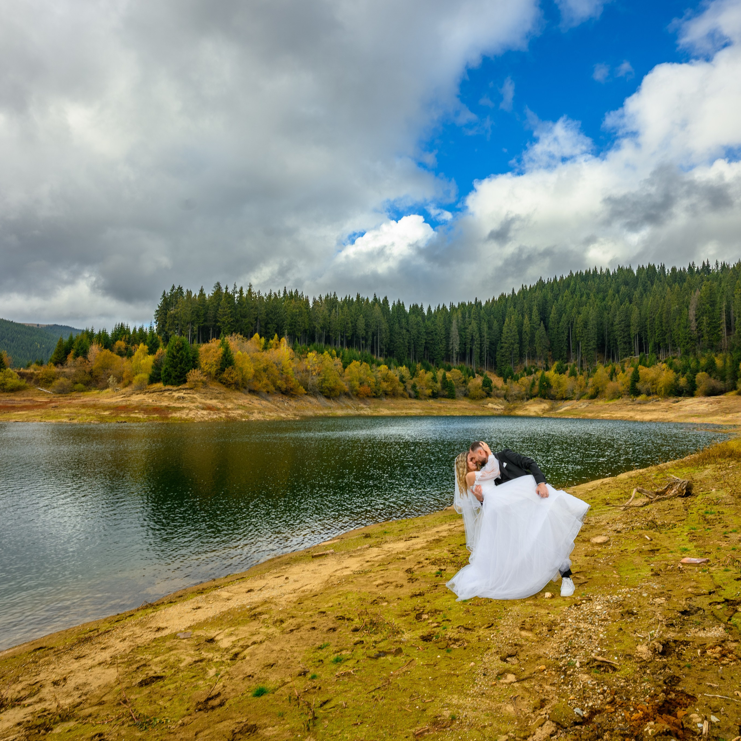 Trash the dress. Cătălin Lazăr Photography — Fotografie de nuntă și evenimente premium în România și Europa