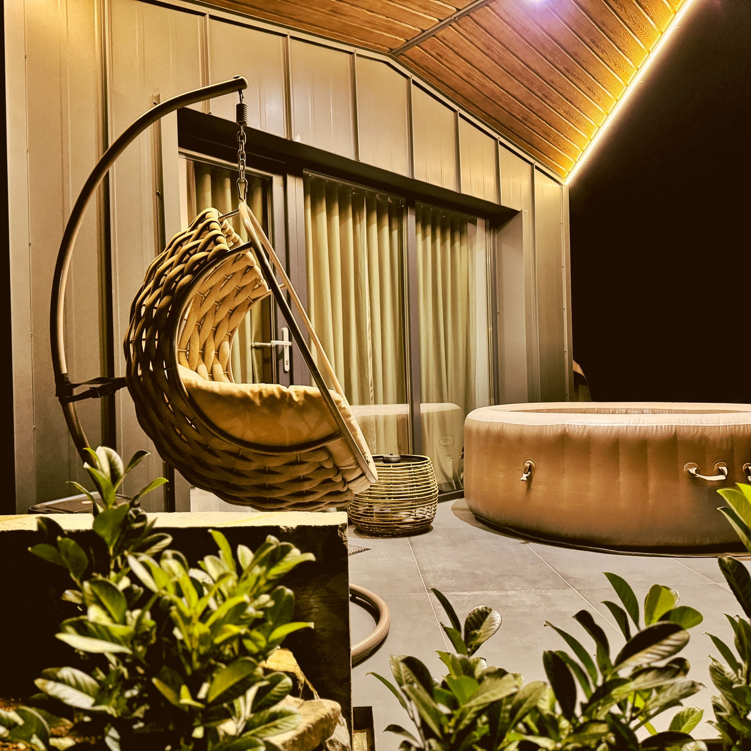 Amumi 2 – Interior Design by Elena Ionescu. IONESCU ELENA