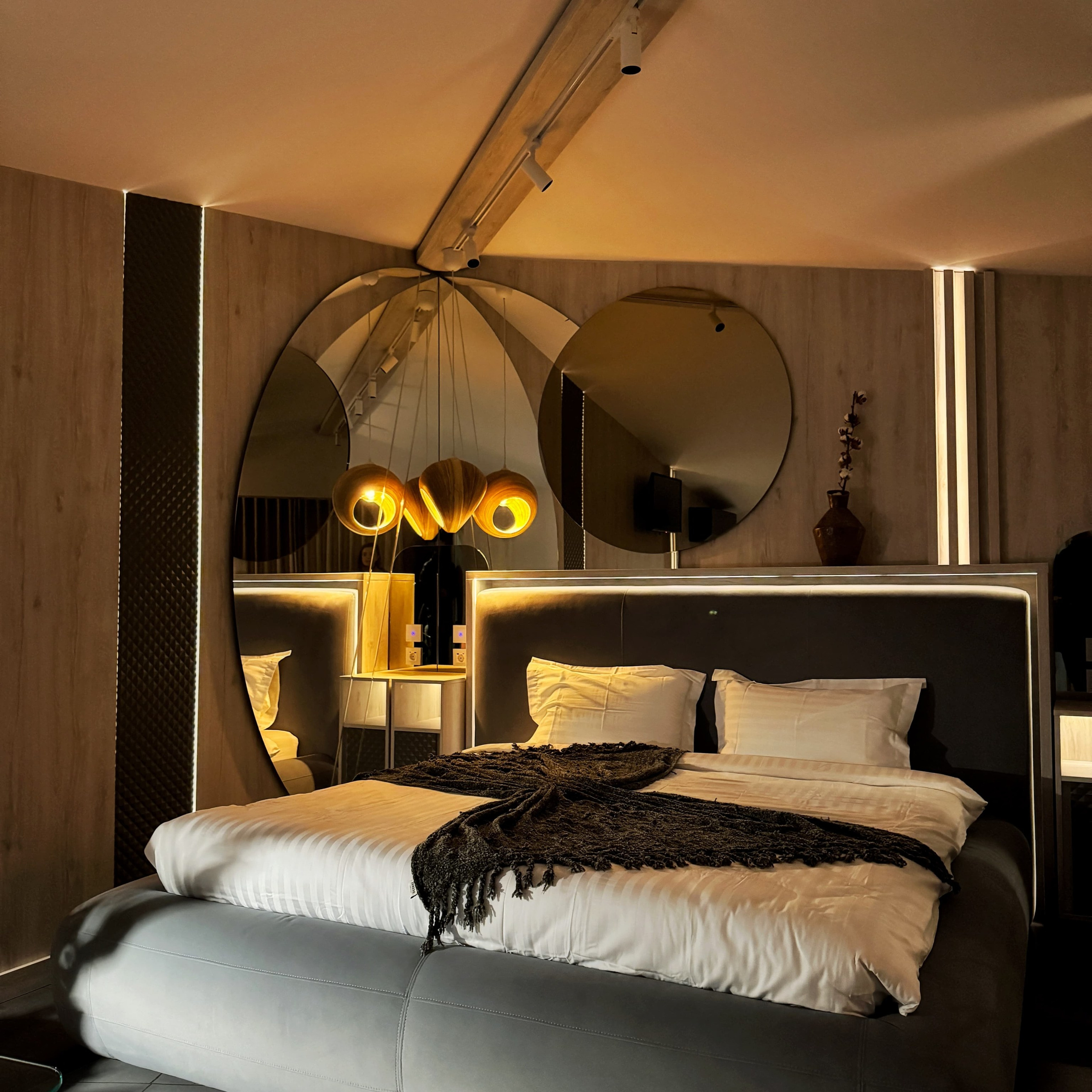 Amumi 2 – Interior Design by Elena Ionescu. IONESCU ELENA