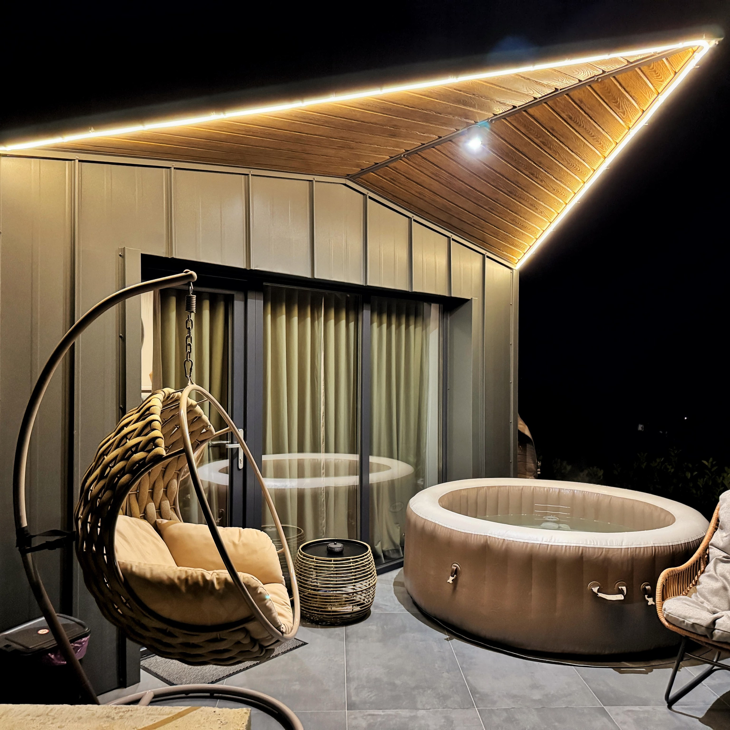 Amumi 2 – Interior Design by Elena Ionescu. IONESCU ELENA