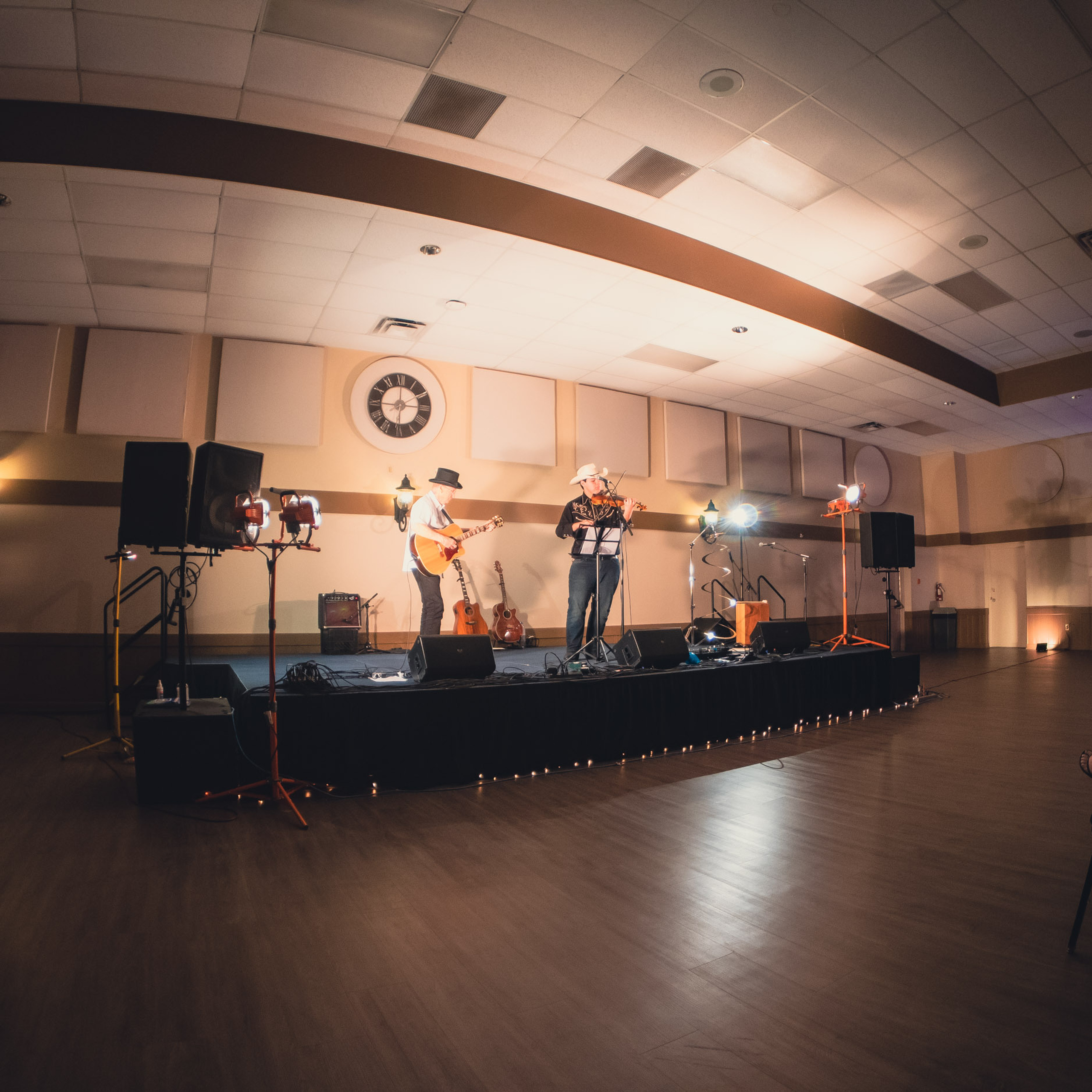 Indigenous Peoples Day in Fort Saskatchewan, 2022 - Fiddle and country music - performance by Zachary Willier