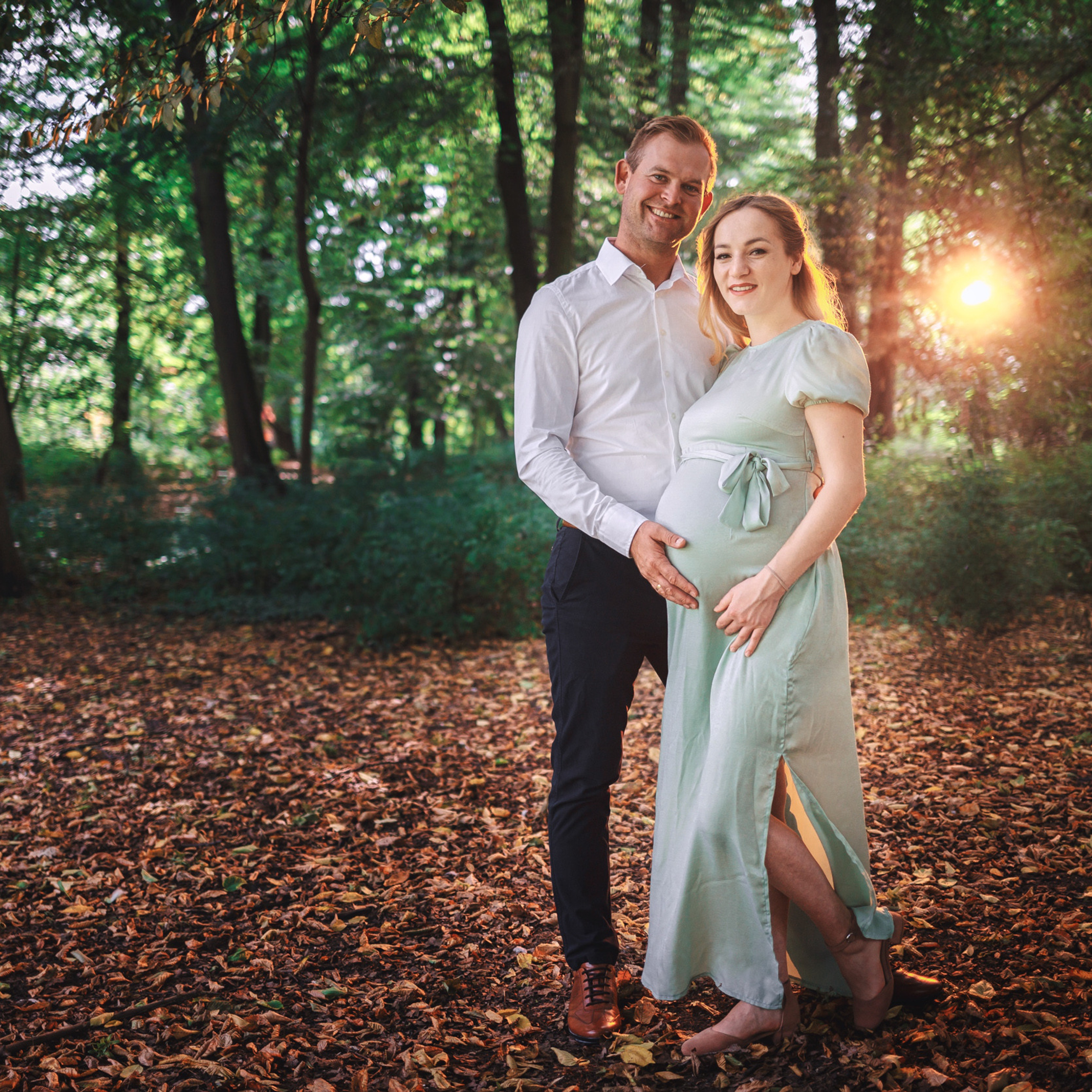 Julia & Krzysztof Pregnancy photoshoot in Outdoor