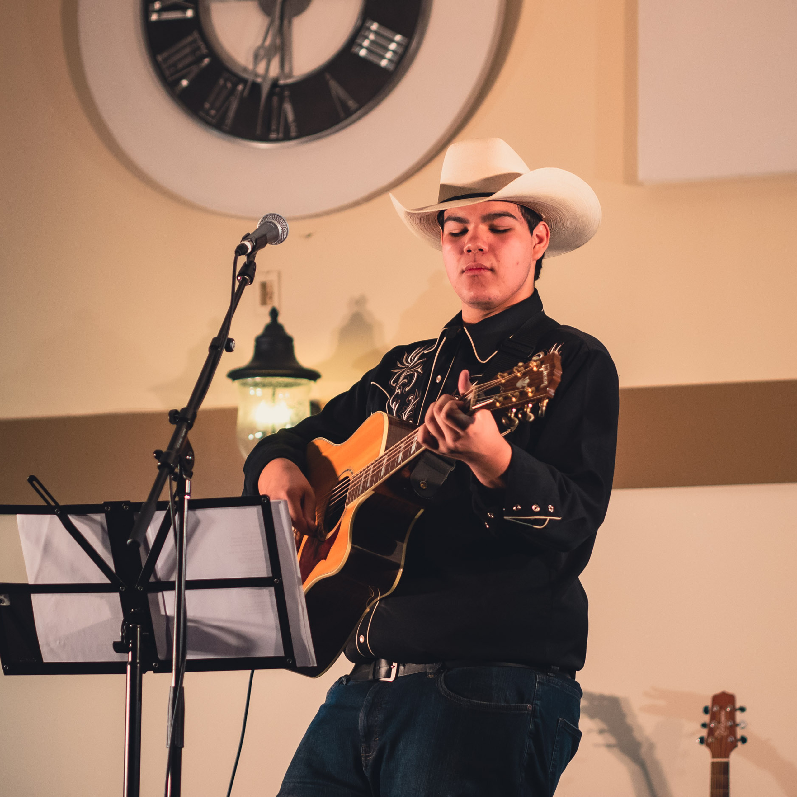 Indigenous Peoples Day in Fort Saskatchewan, 2022 - Fiddle and country music - performance by Zachary Willier