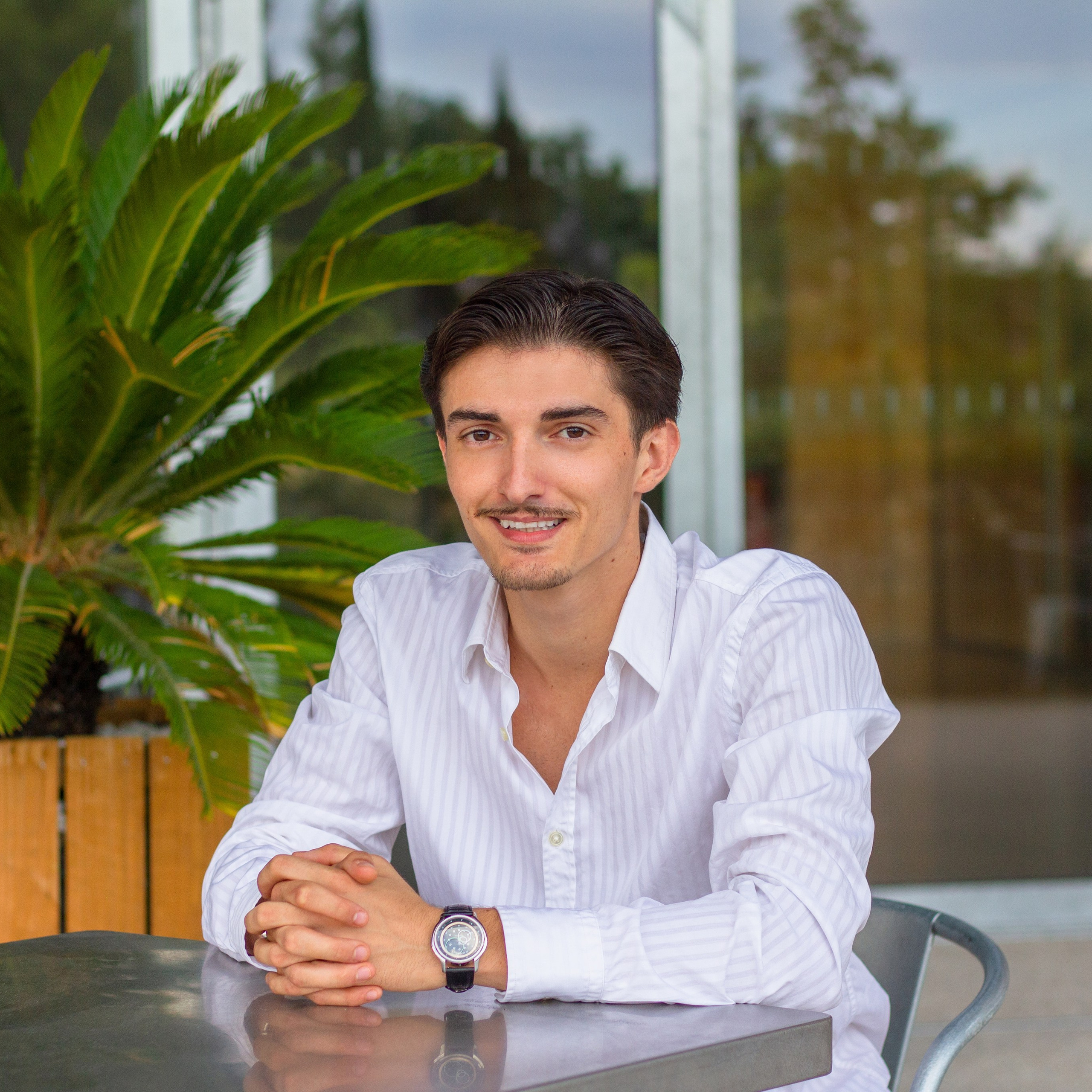 Portfolio Photographe à Poitiers, Tours et Vienne – Portrait, Corporate et Reportage. Photographe professionnelle à Poitiers, Tours et Châtellerault | Studio photo entre Poitiers et Tours – portraits, familles, entreprises, ma