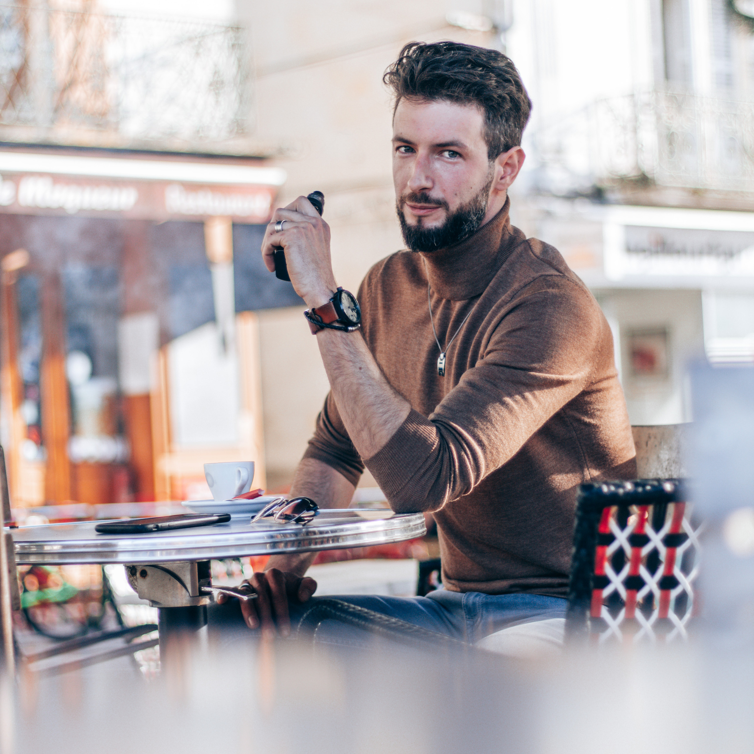 Portfolio Photographe à Poitiers, Tours et Vienne – Portrait, Corporate et Reportage. Photographe professionnelle à Poitiers, Tours et Châtellerault | Studio photo entre Poitiers et Tours – portraits, familles, entreprises, ma