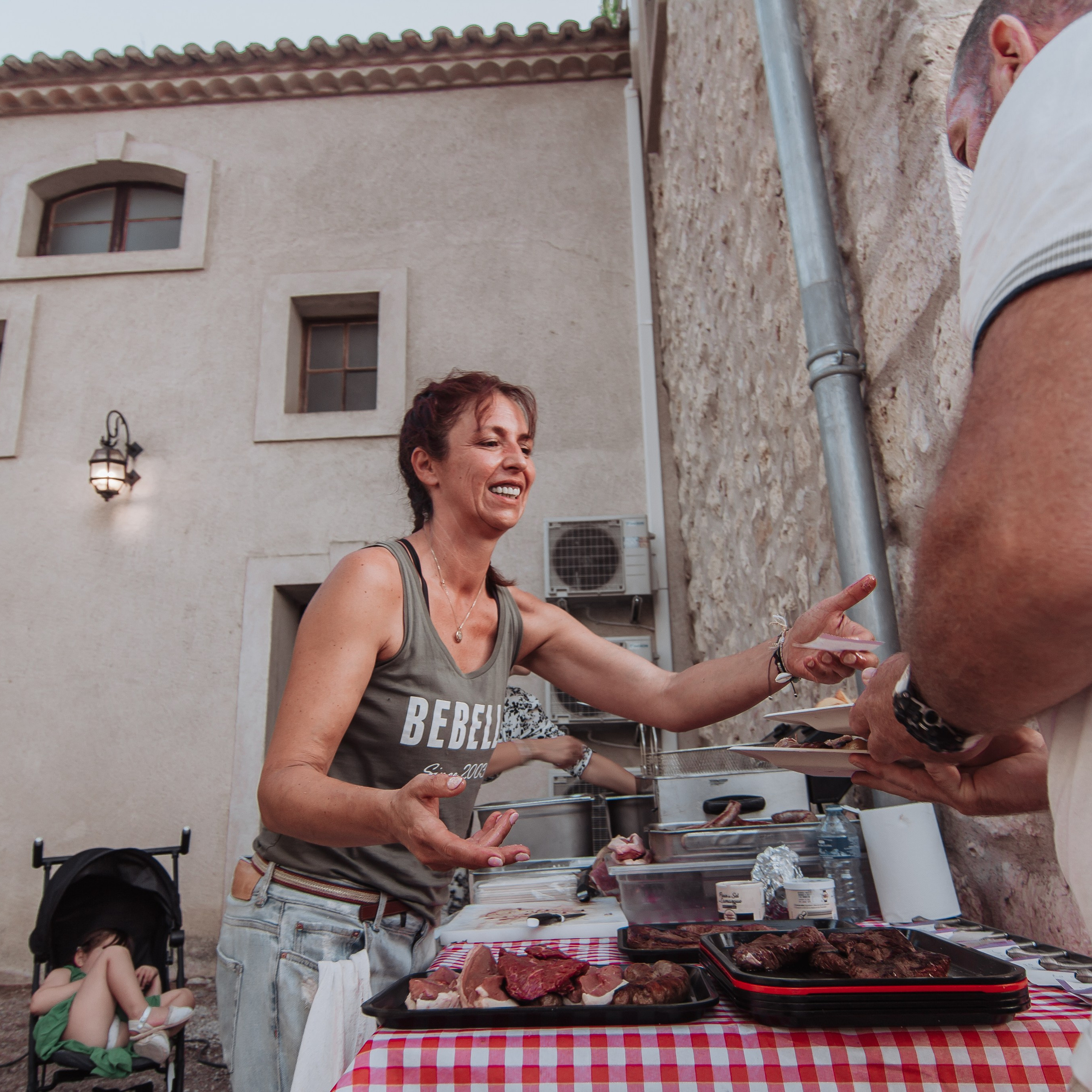 Photographe Professionnel à Poitiers, Vienne et Tours – Corporate, Reportage et Immobilier. Photographe professionnelle à Poitiers, Tours et Châtellerault | Studio photo entre Poitiers et Tours – portraits, familles, entreprises, ma