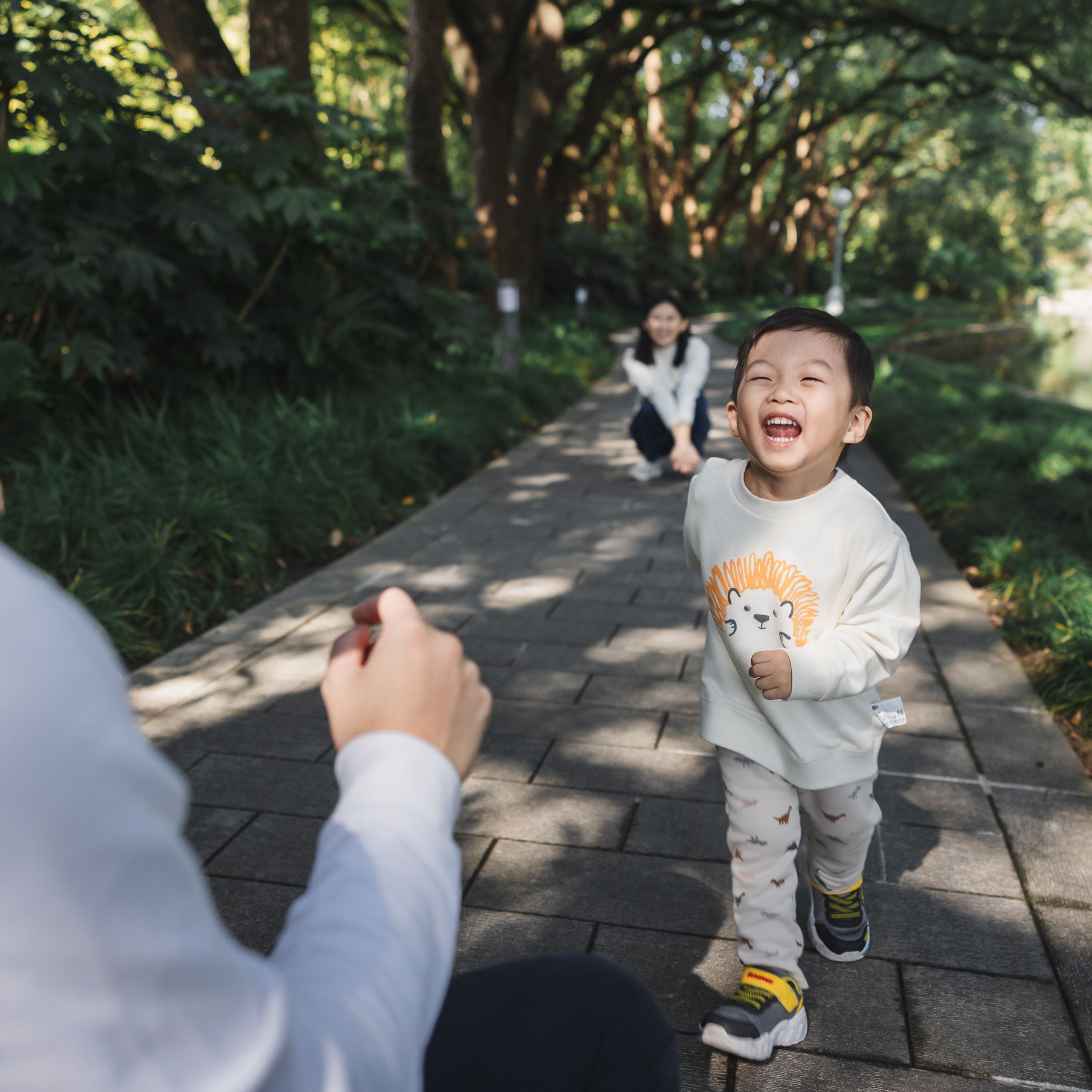 Family photos took in Shuke’s House. Shanghai Family Photographer Dora