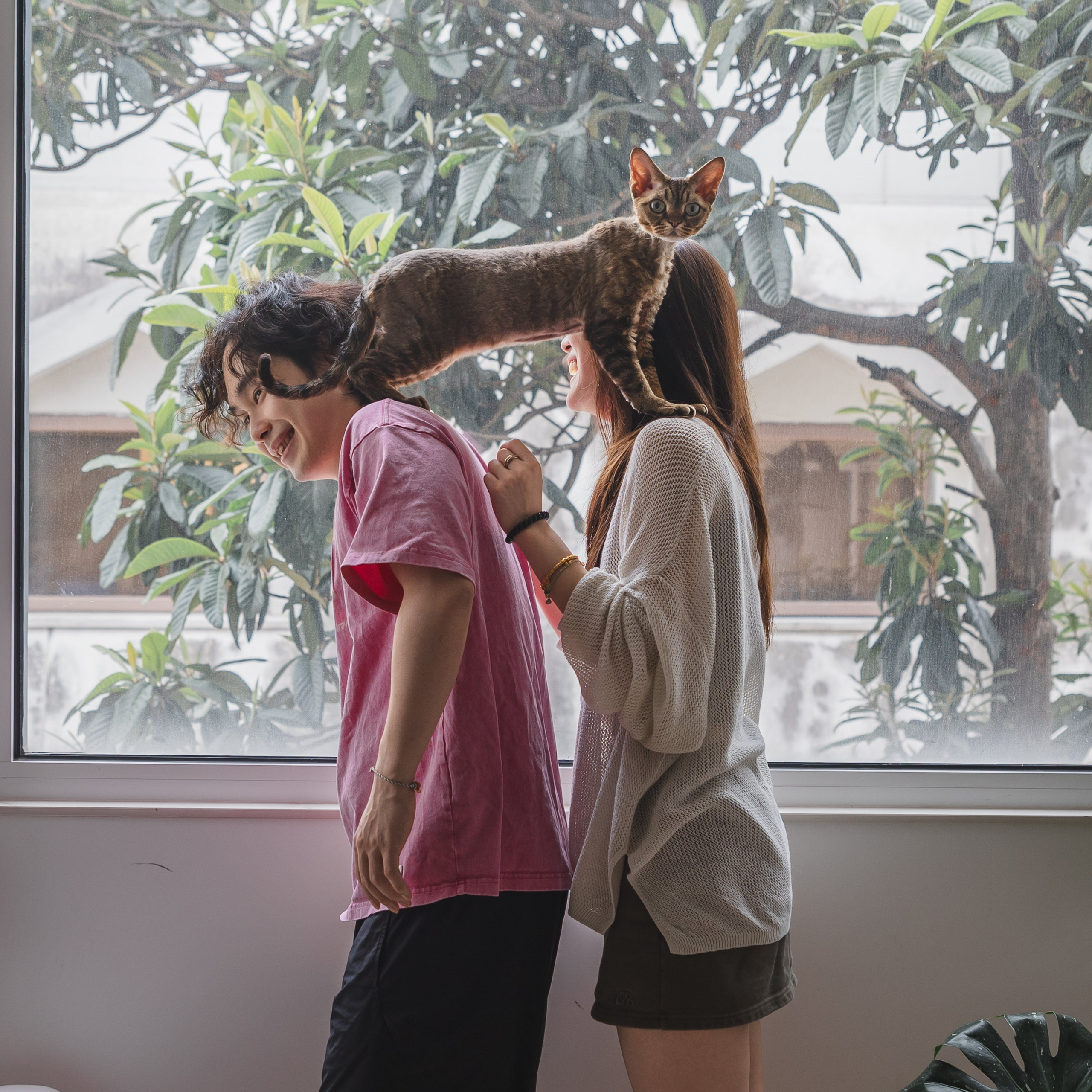 Family photos took in Shuke’s House. Shanghai Family Photographer Dora